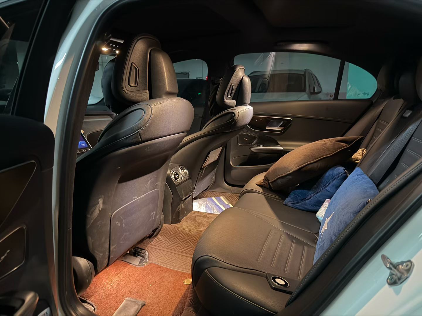 Mercedes-Benz C Class 2023 car image #7