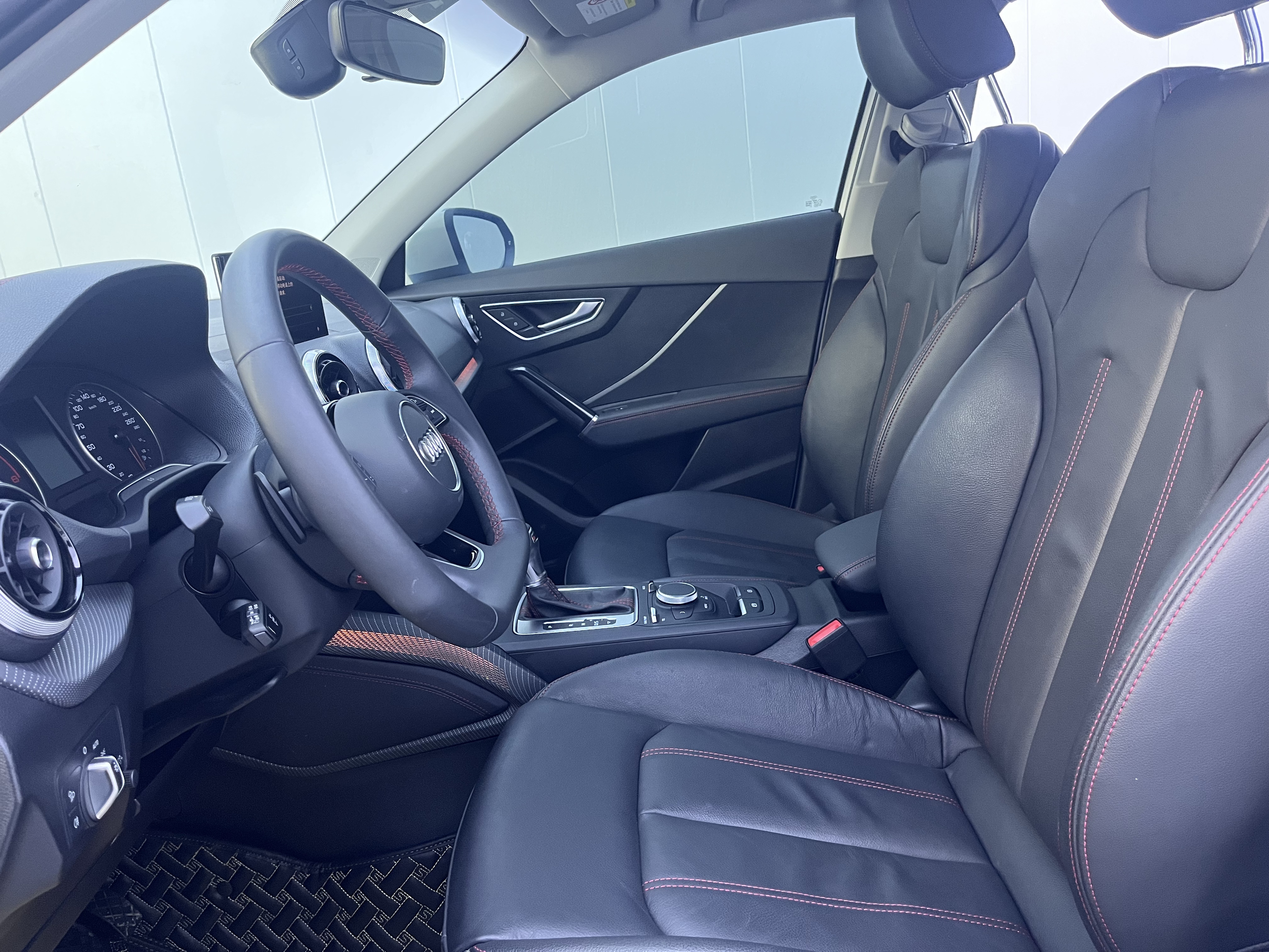 Q2L 2023 car image #7