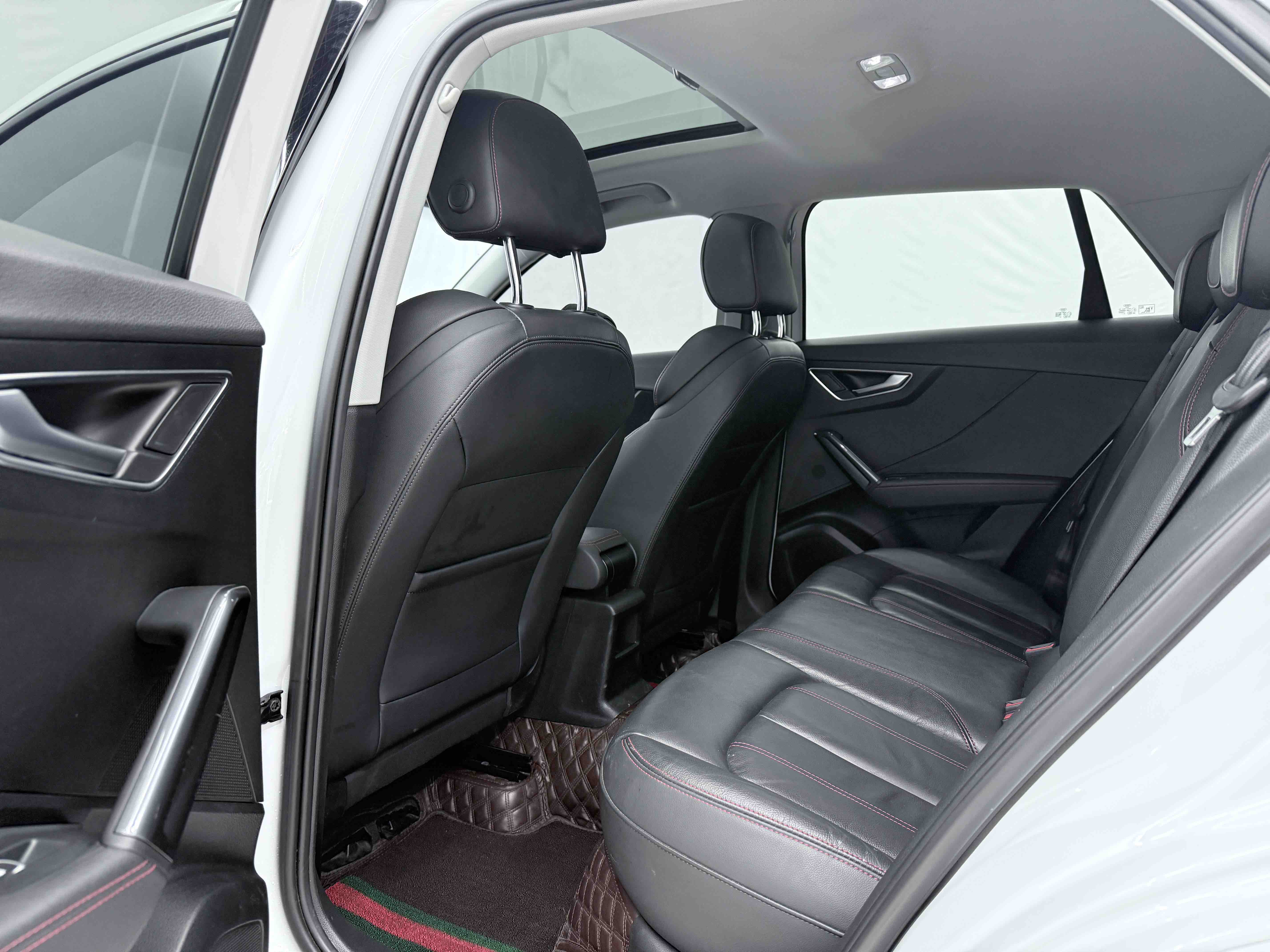 Audi Q2L 2023 immagine di auto #7