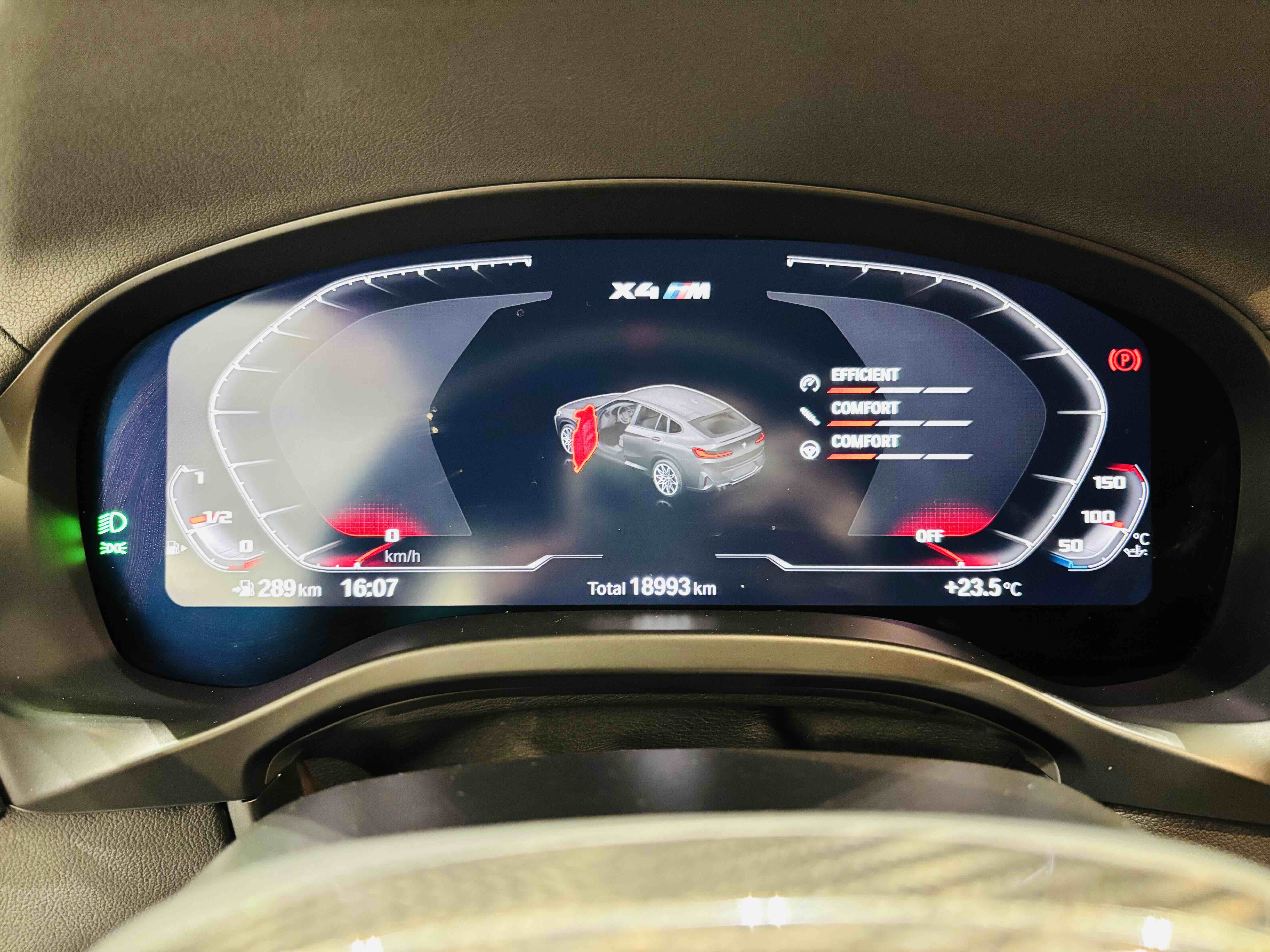 BMW X4 M 2022 car image #7