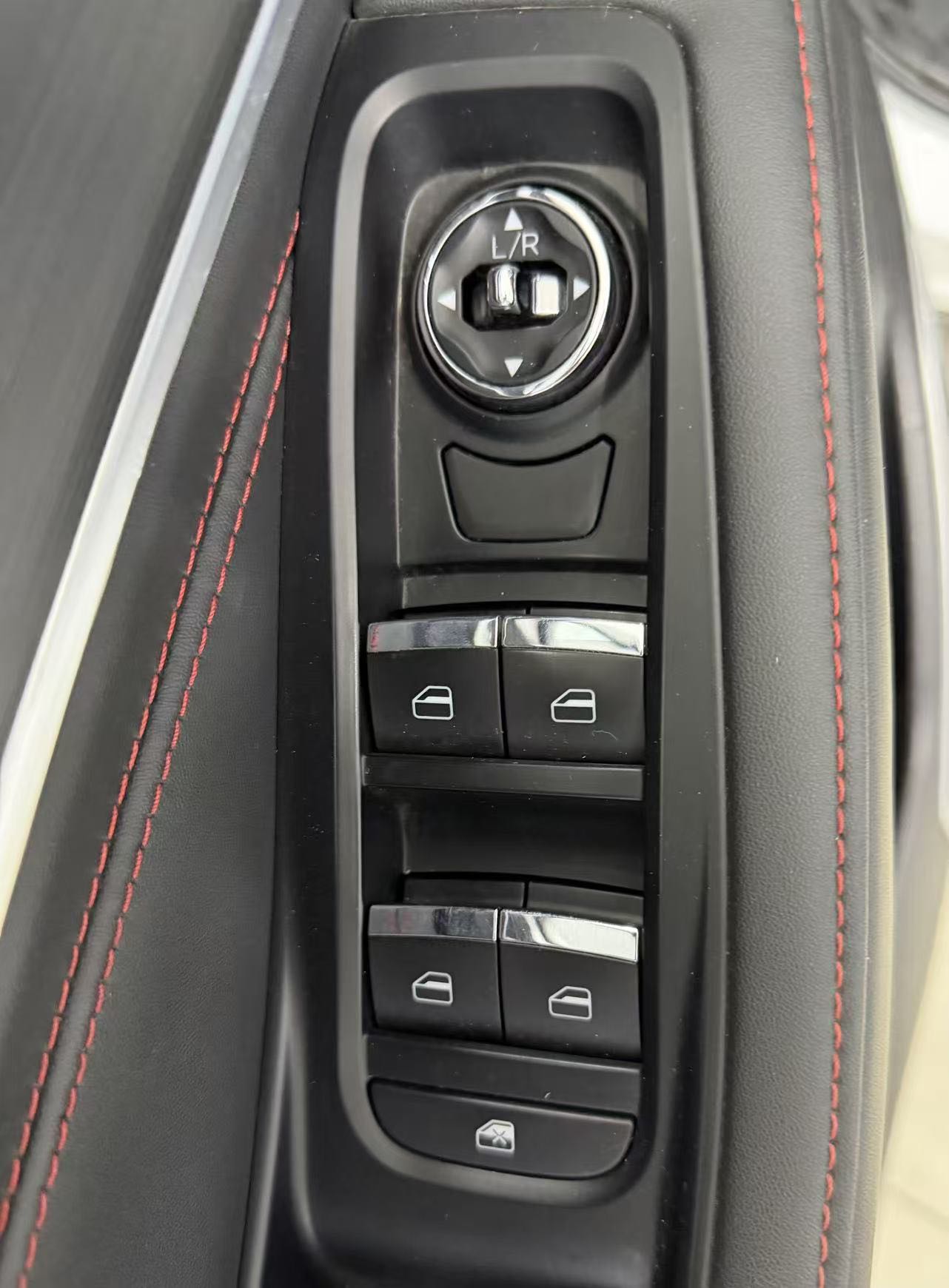 Exceed Chasing Wind 2022 car image #7