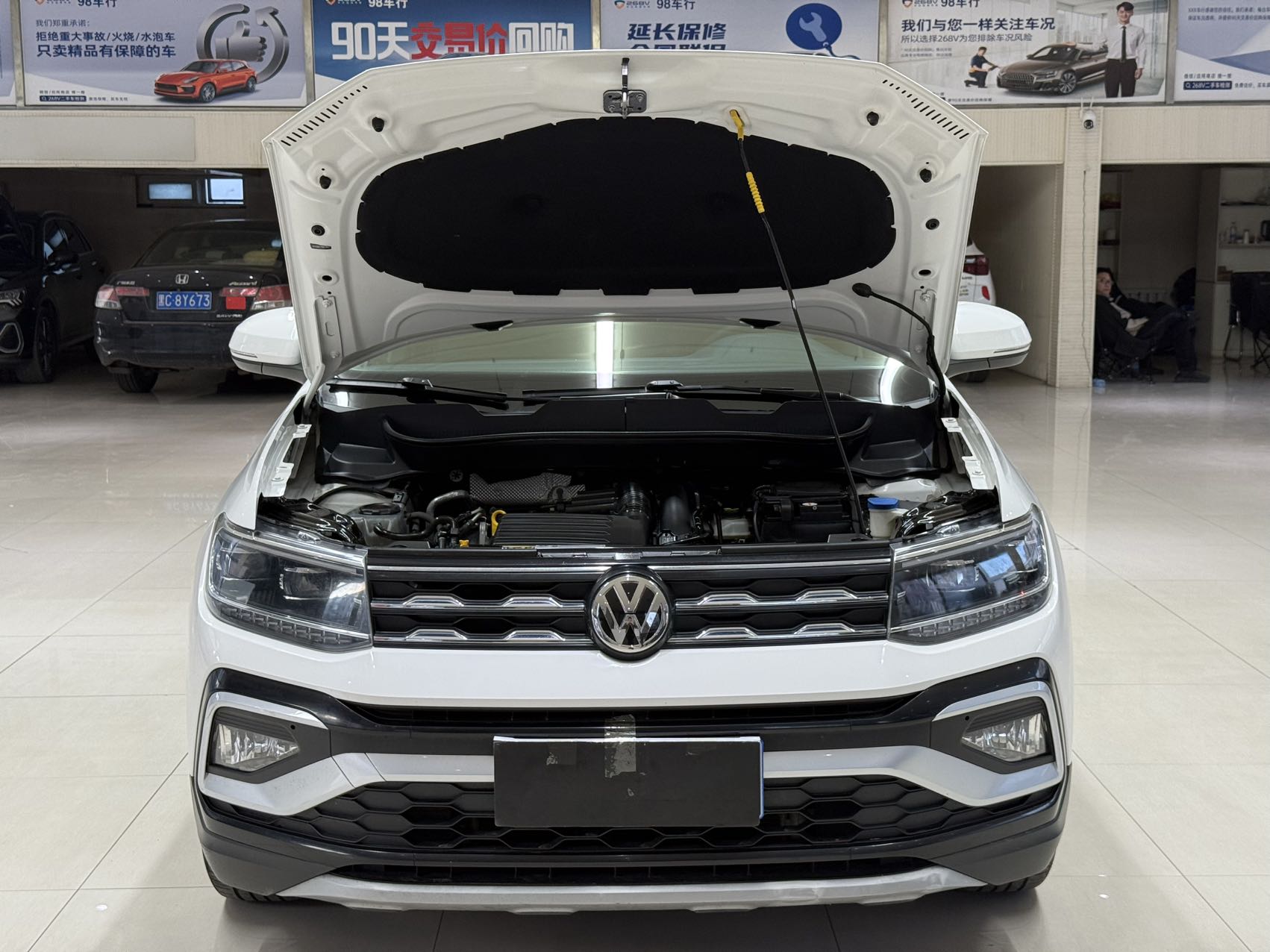 Volkswagen T-Cross 2022 car image #7