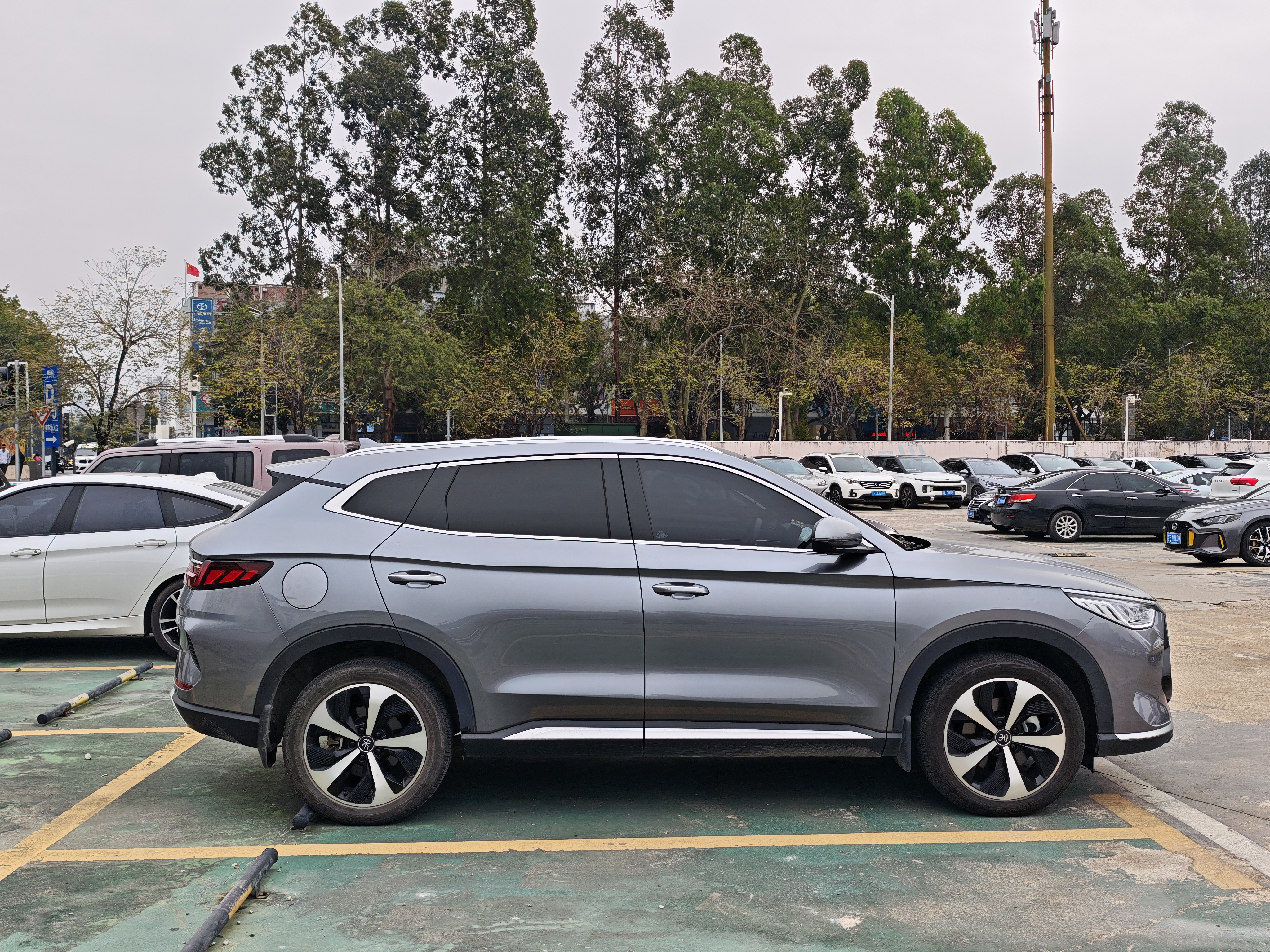 BYD Song Plus New Energy 2022 car image #7