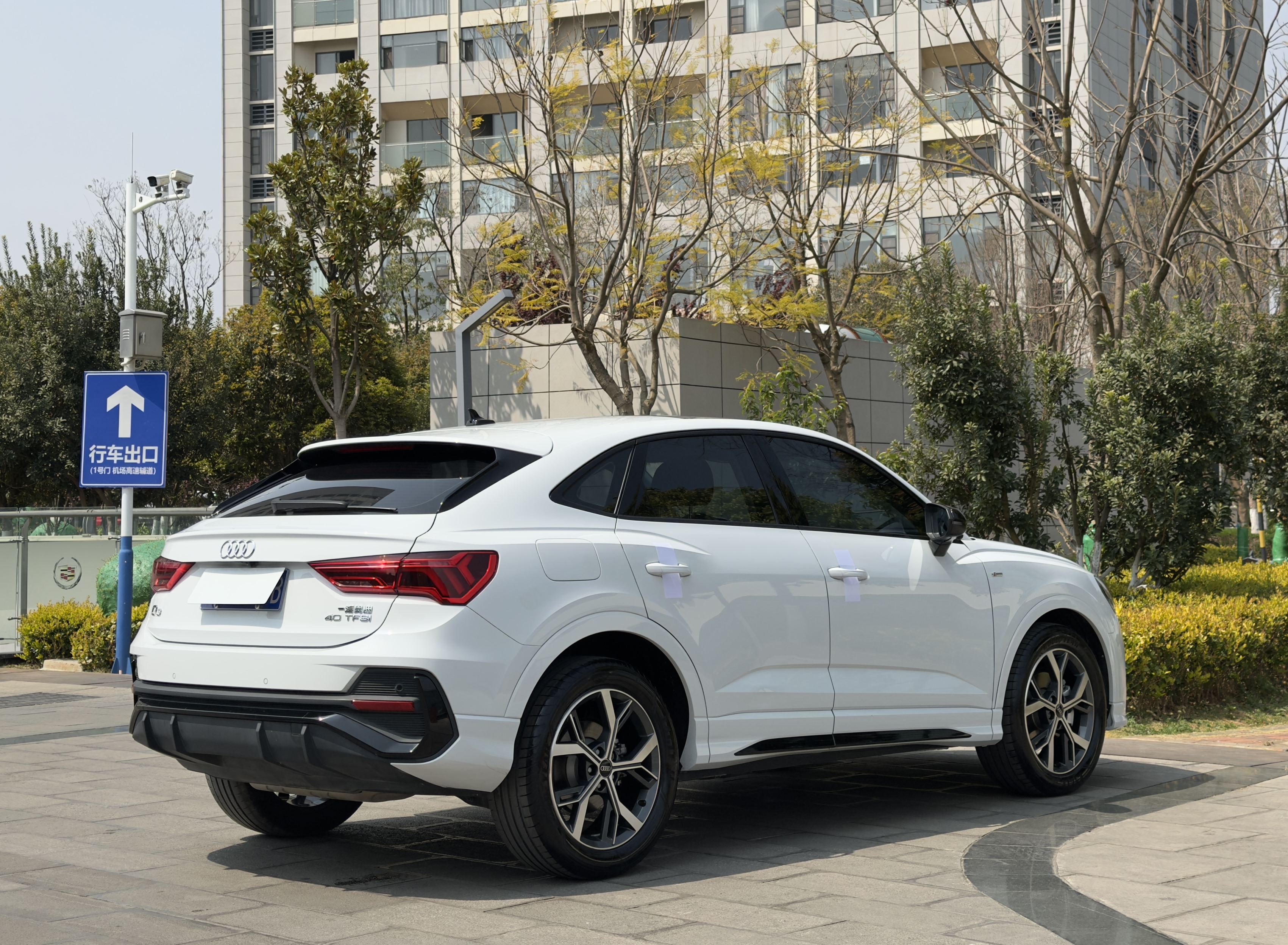 Audi Q3 Sportback 2022 изображение автомобиля #7