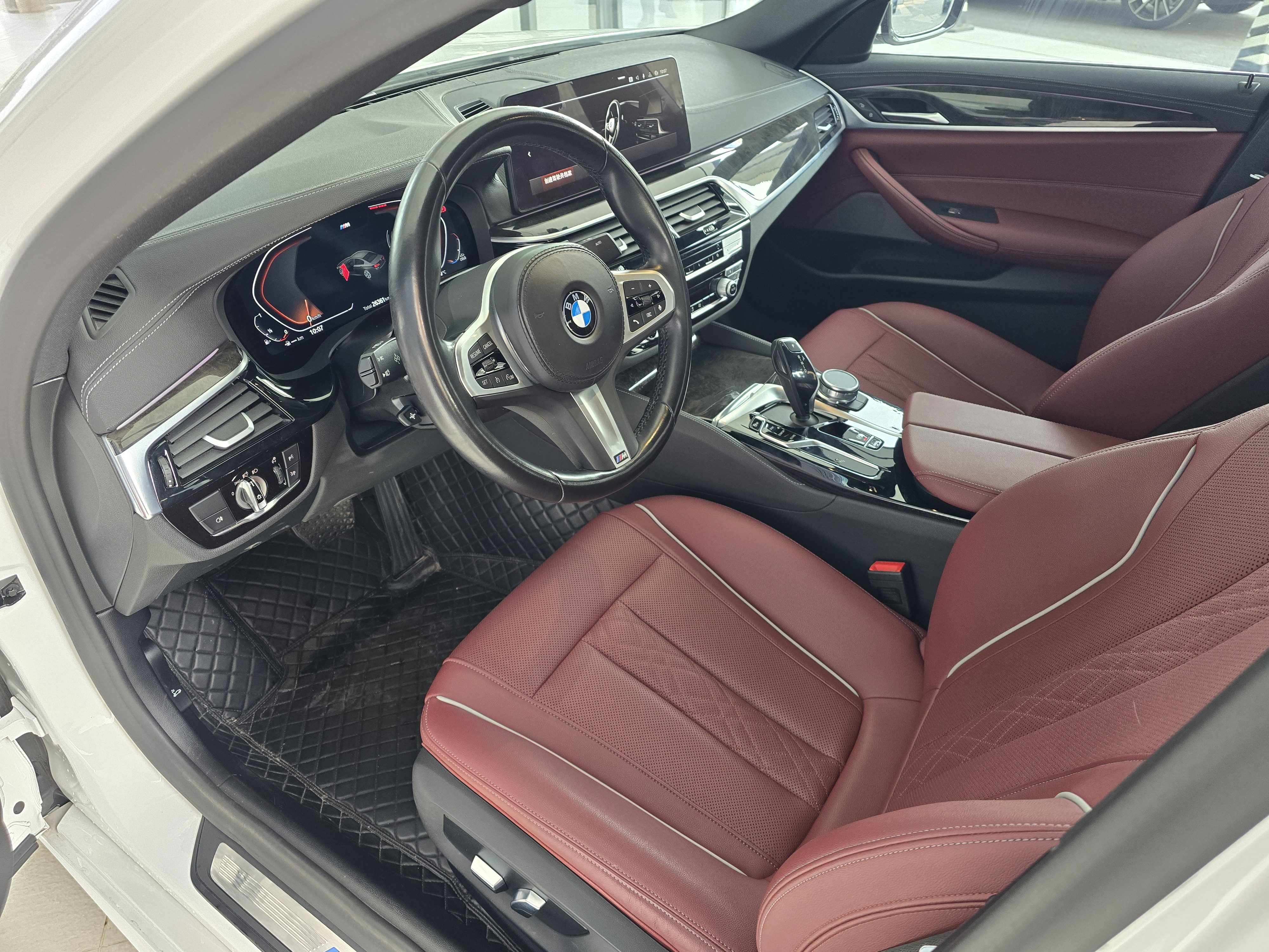 BMW 5 Series 2022 #7 BMW 5 Series 2022 car image #7