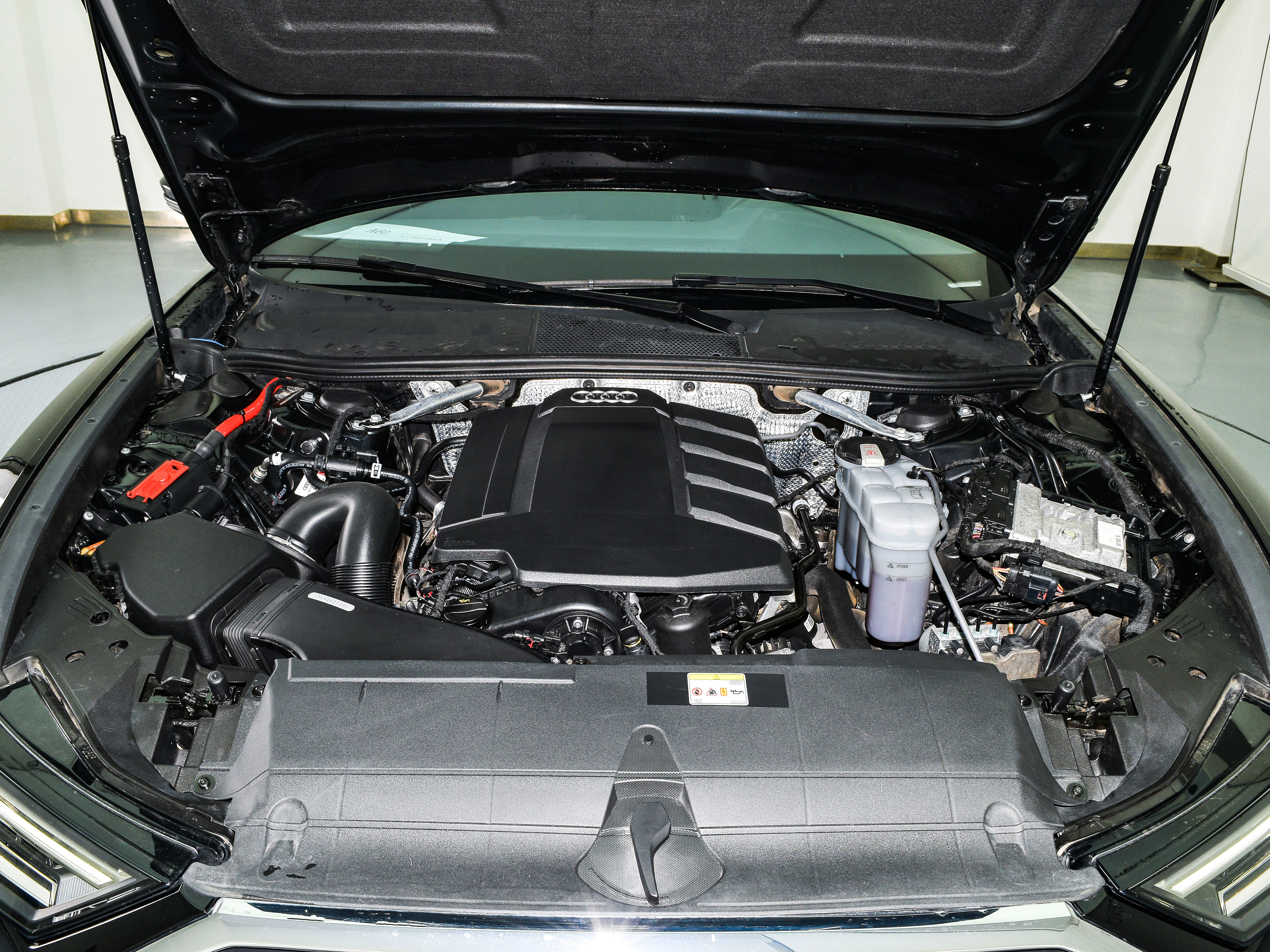 Audi A6L 2022 car image #7