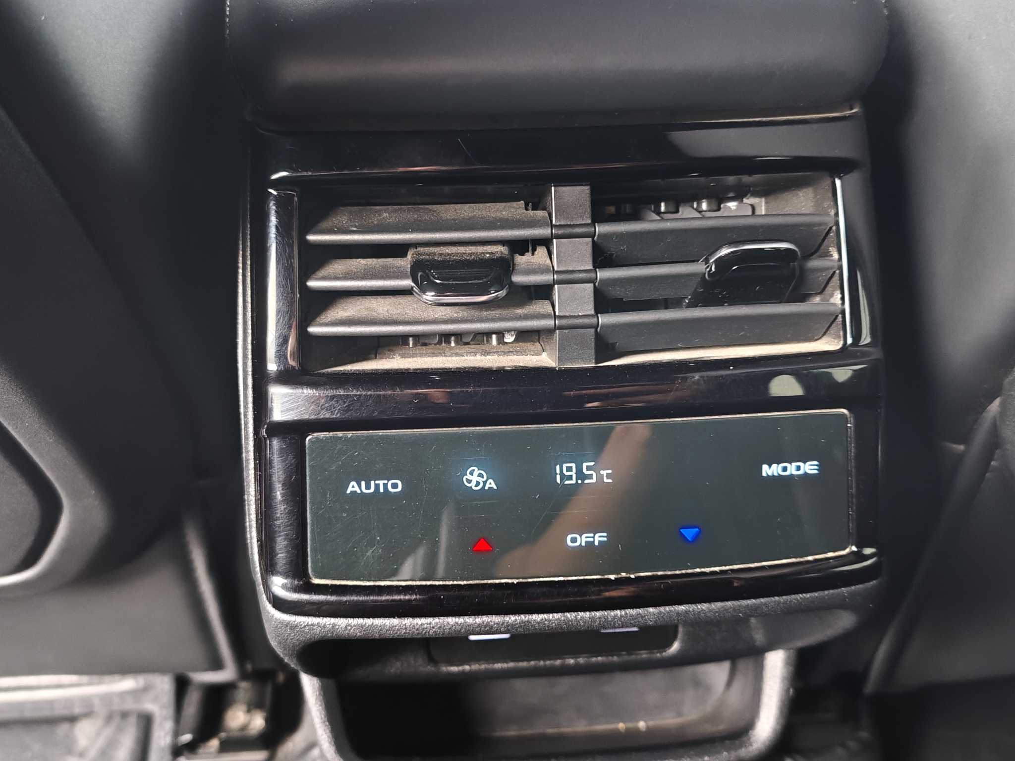 GEELY Monjaro 2023 изображение автомобиля #7