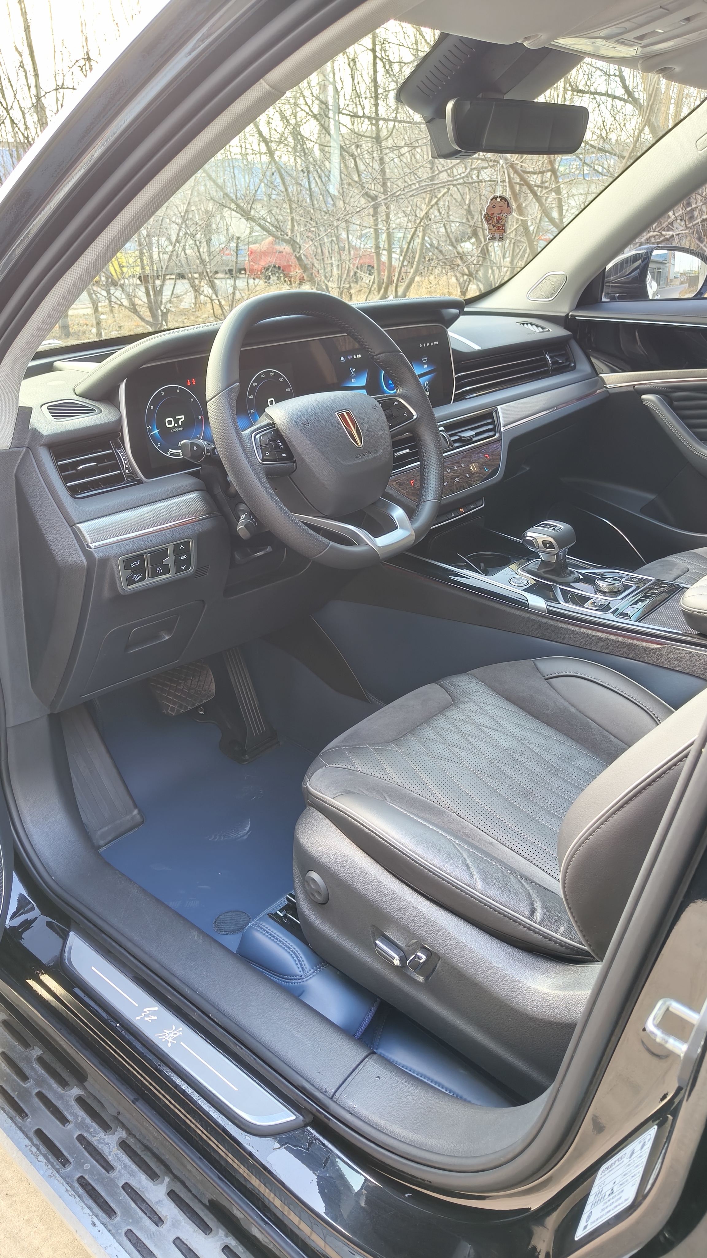 HongQi HS5 2023 car image #7