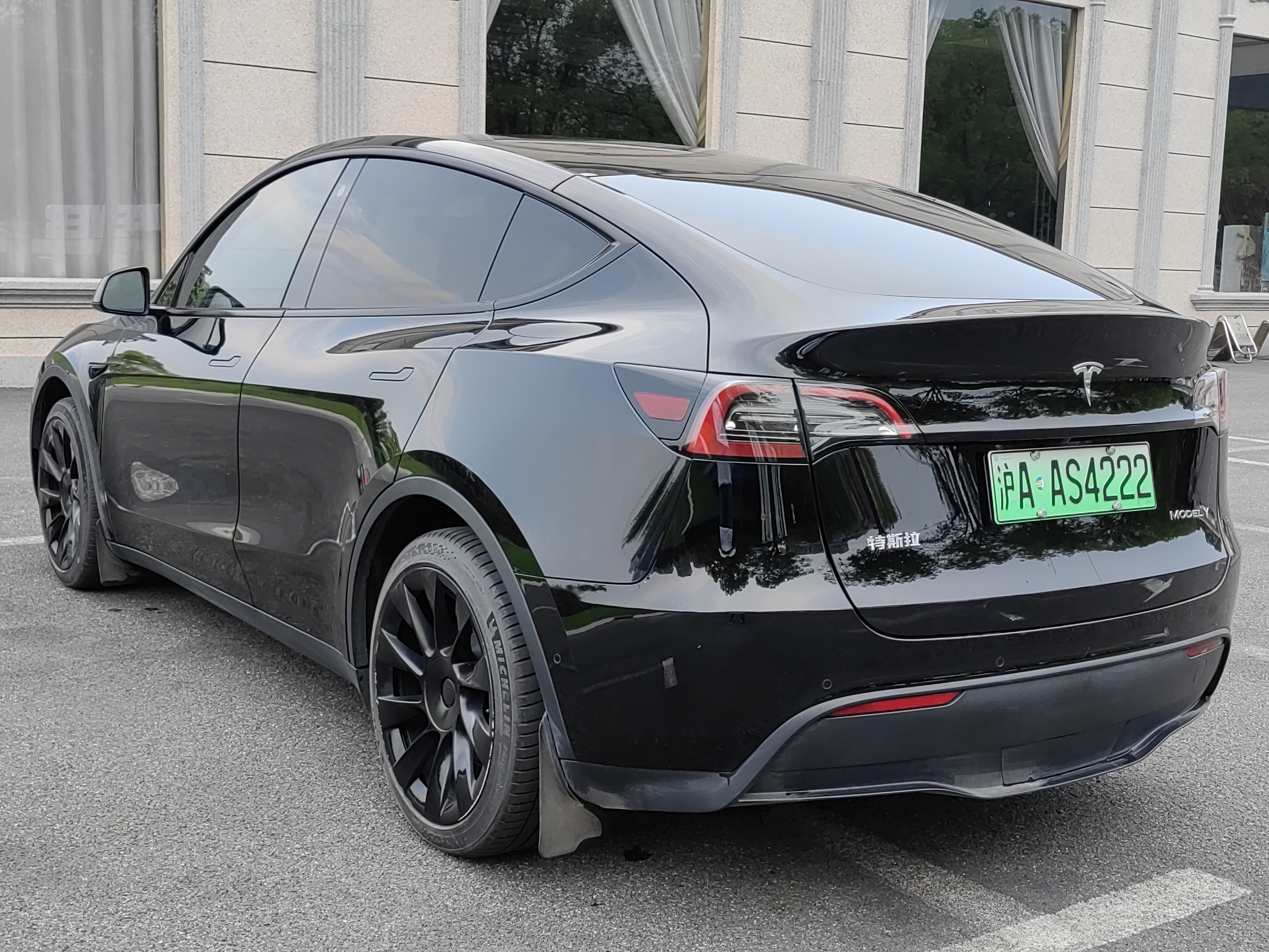 Tesla Model Y 2022 #7 Tesla Model Y 2022 car image #7
