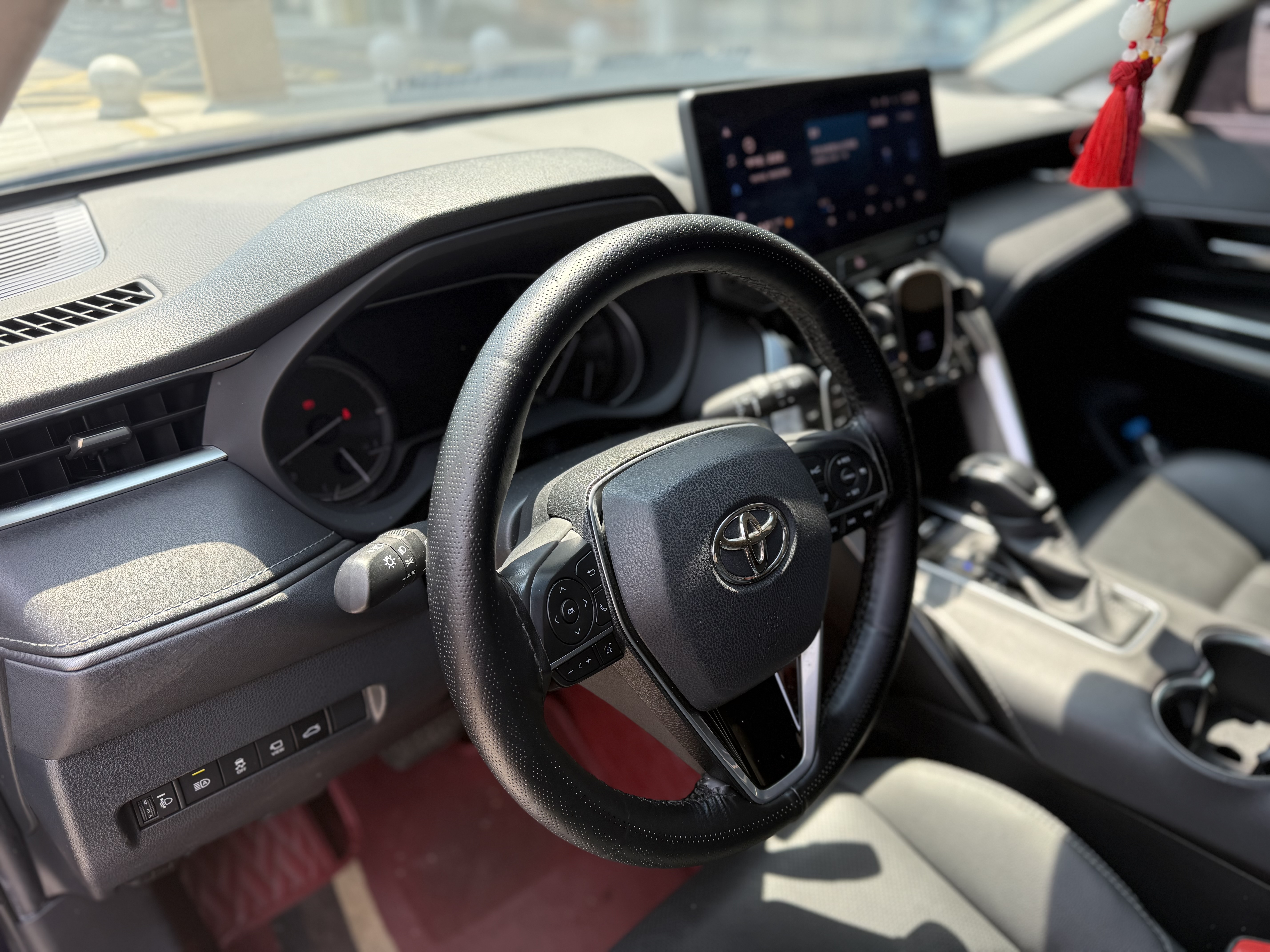 Toyota Harrier 2022 car image #7