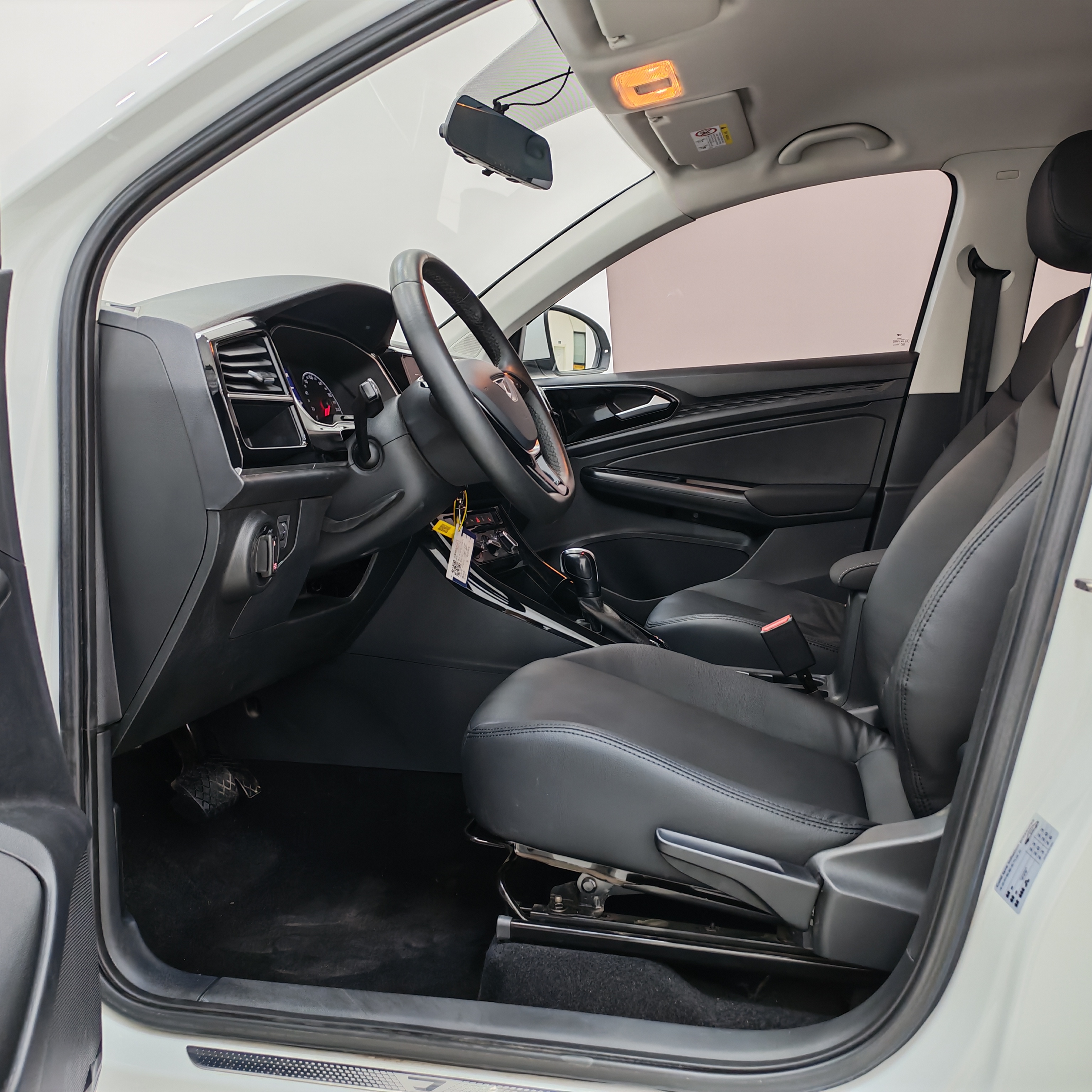 VS5 2022 #7 VS5 2022 car image #7