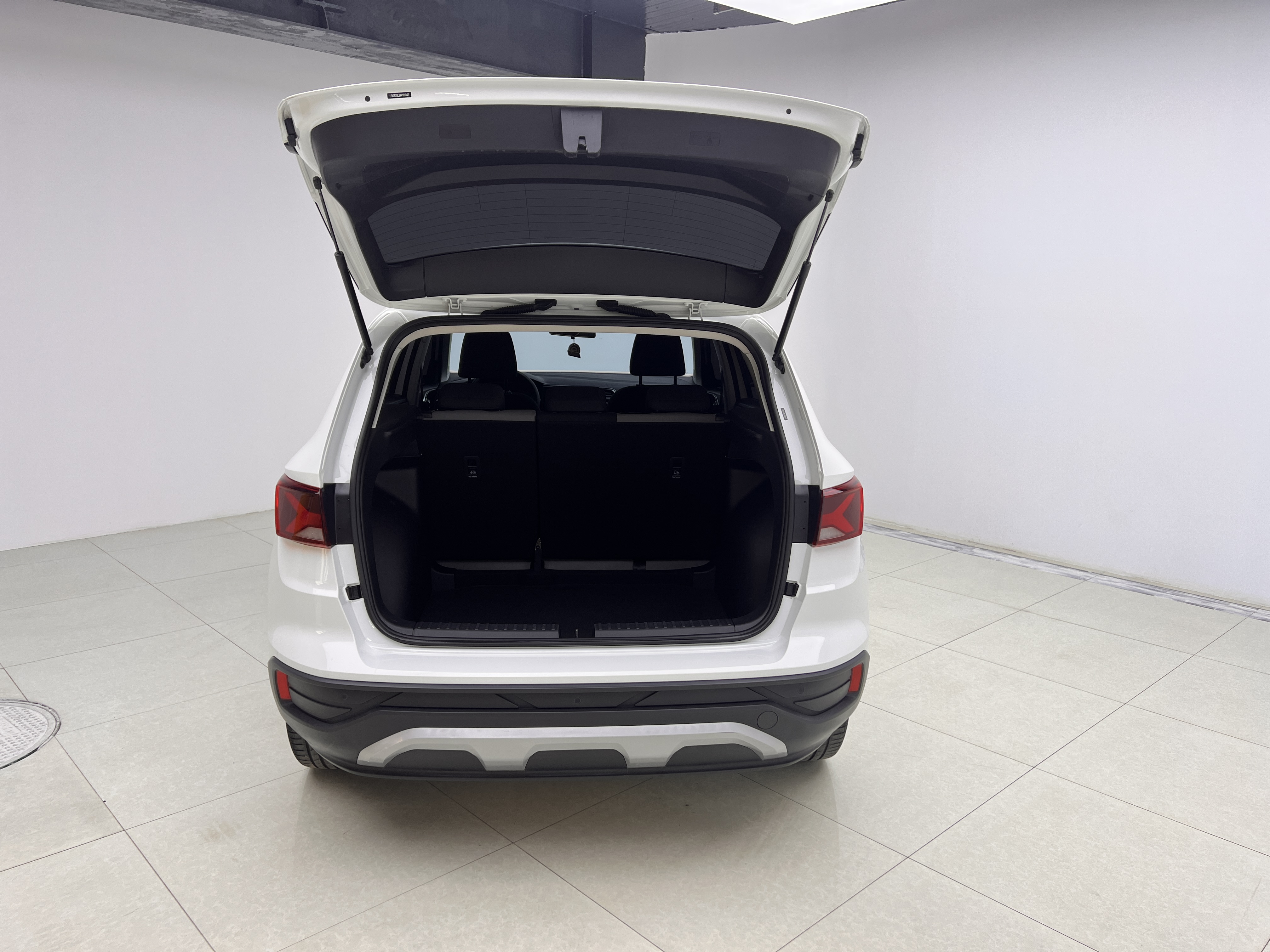 VS5 2022 #7 VS5 2022 car image #7