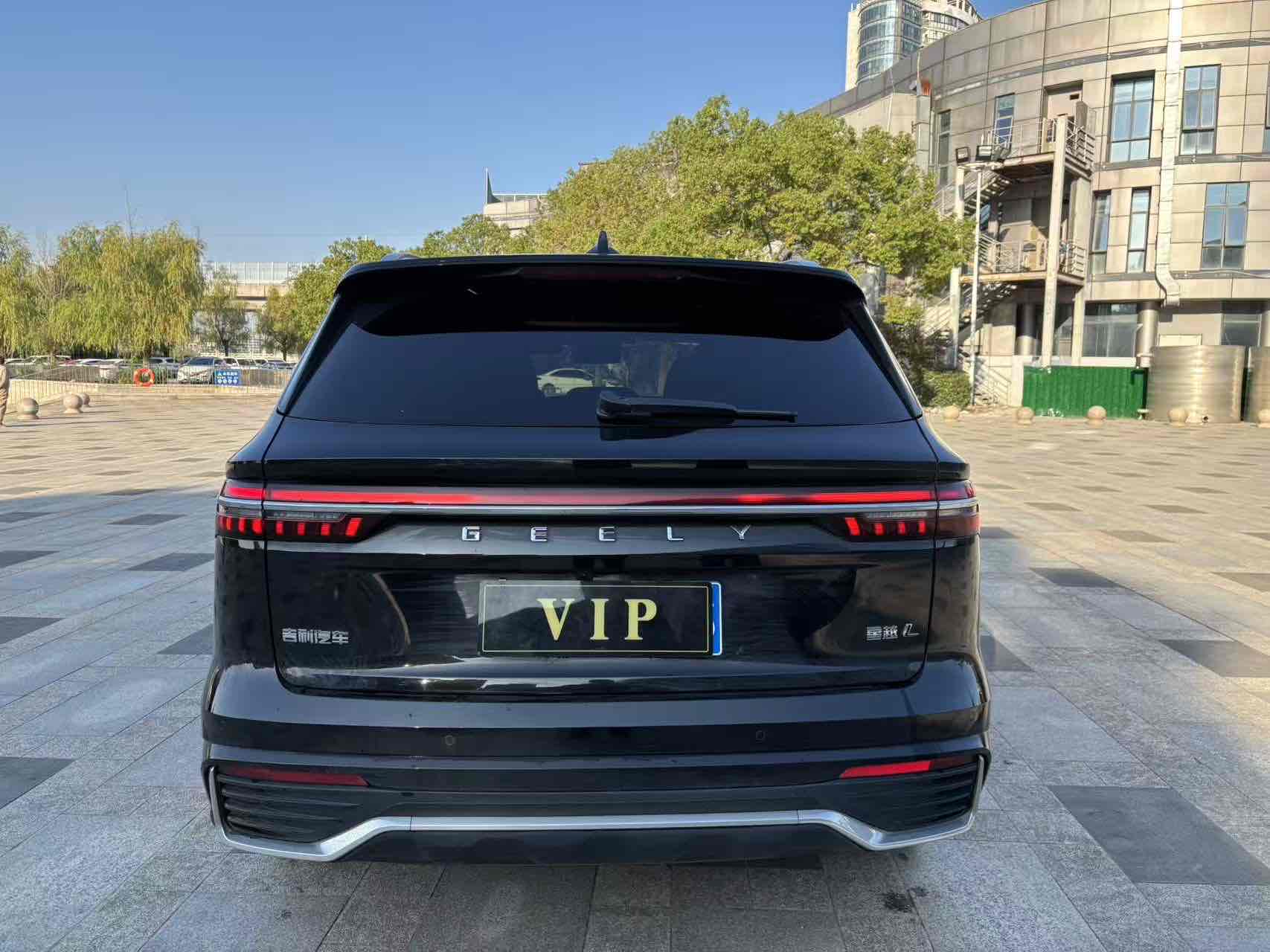 GEELY Tugella 2022 car image #7