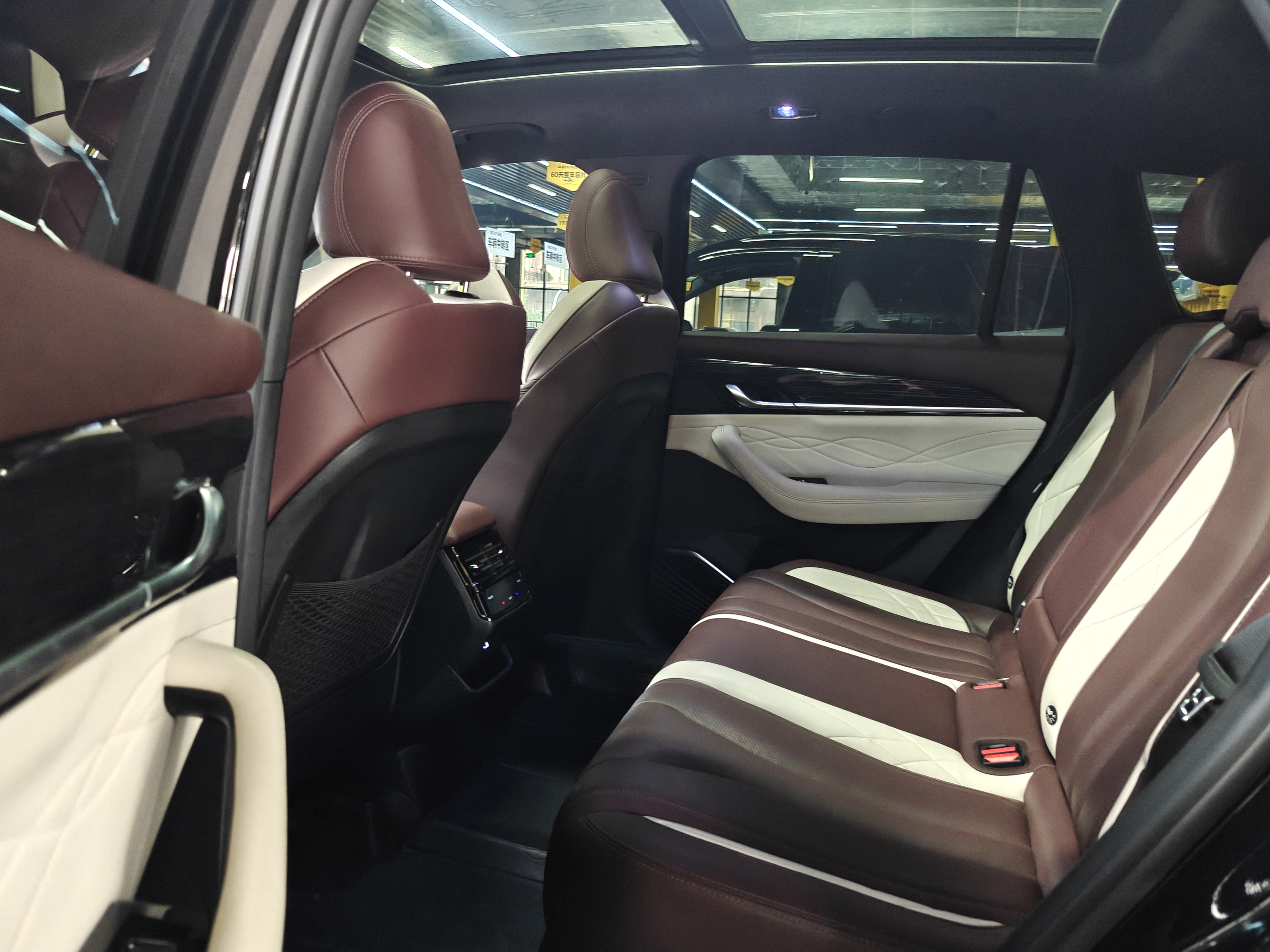 GEELY Monjaro 2022 car image #7