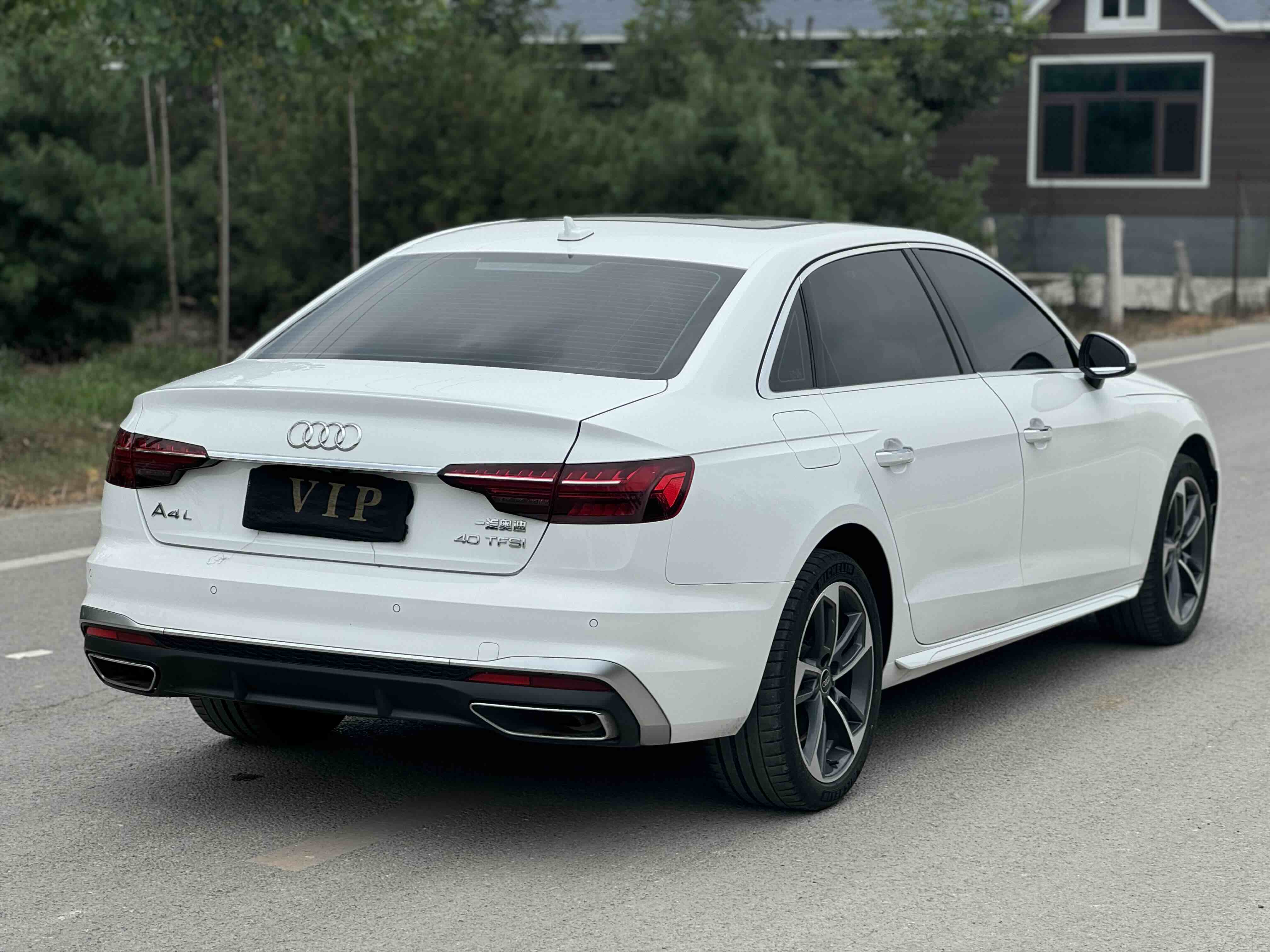 Audi A4L 2023 car image #7