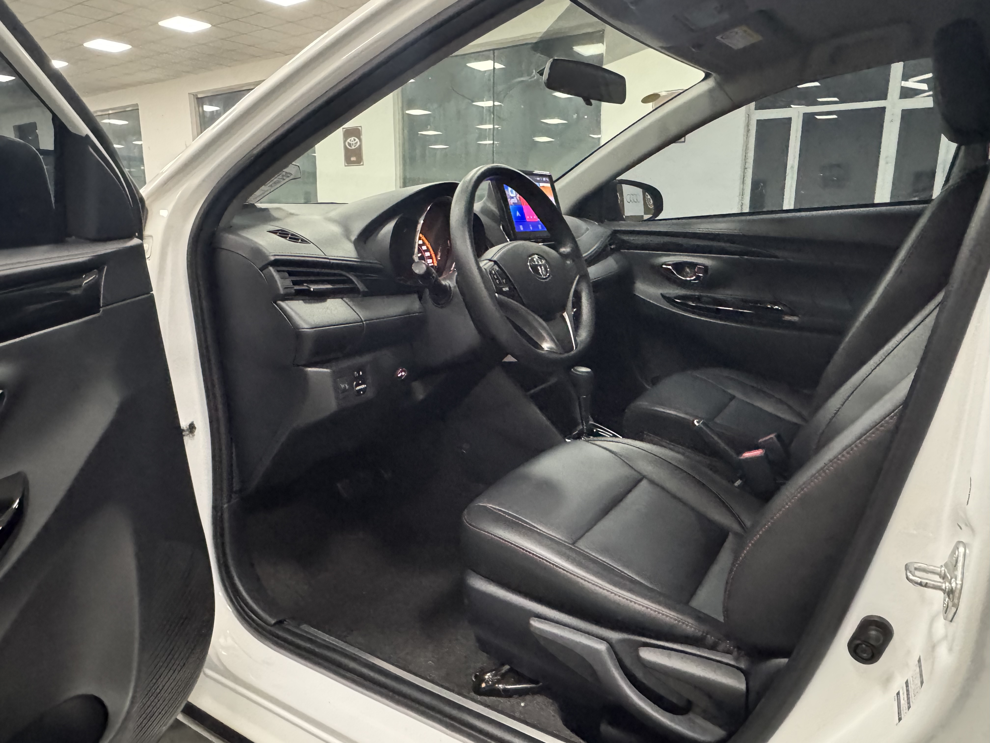 Yaris L Zhixuan 2022 car image #7