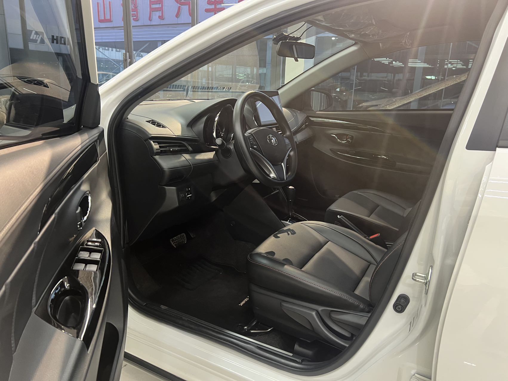 Yaris L Zhixuan 2023 car image #7