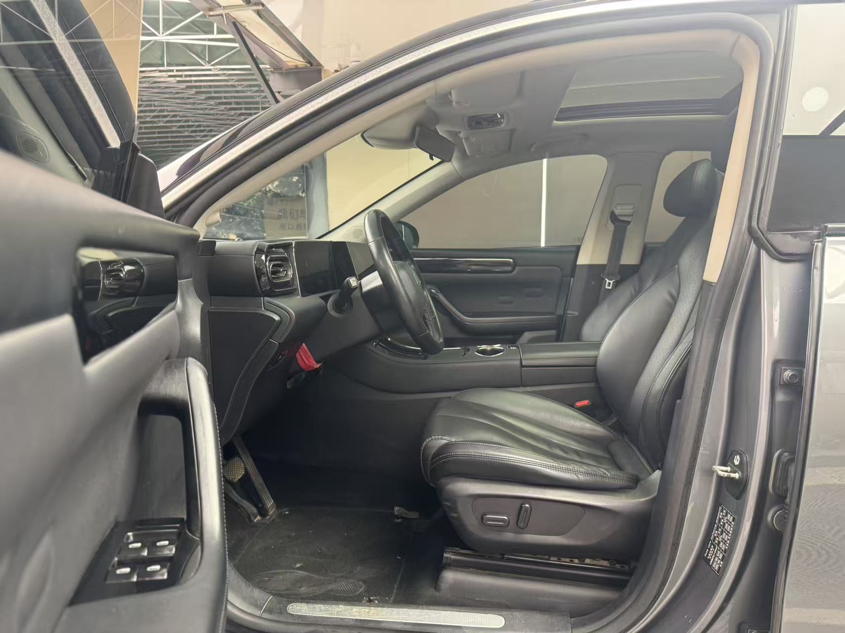 零跑汽车 零跑C11 2022 汽车图片 #7