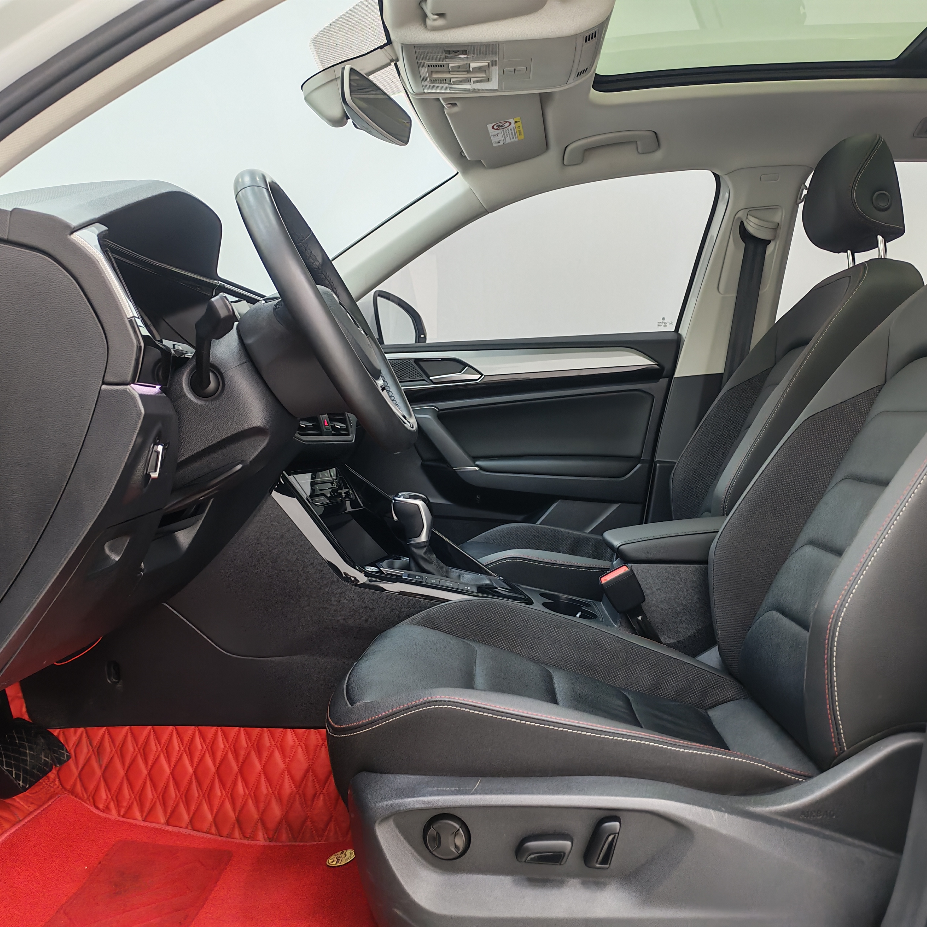 Volkswagen Tayron 2022 immagine di auto #7