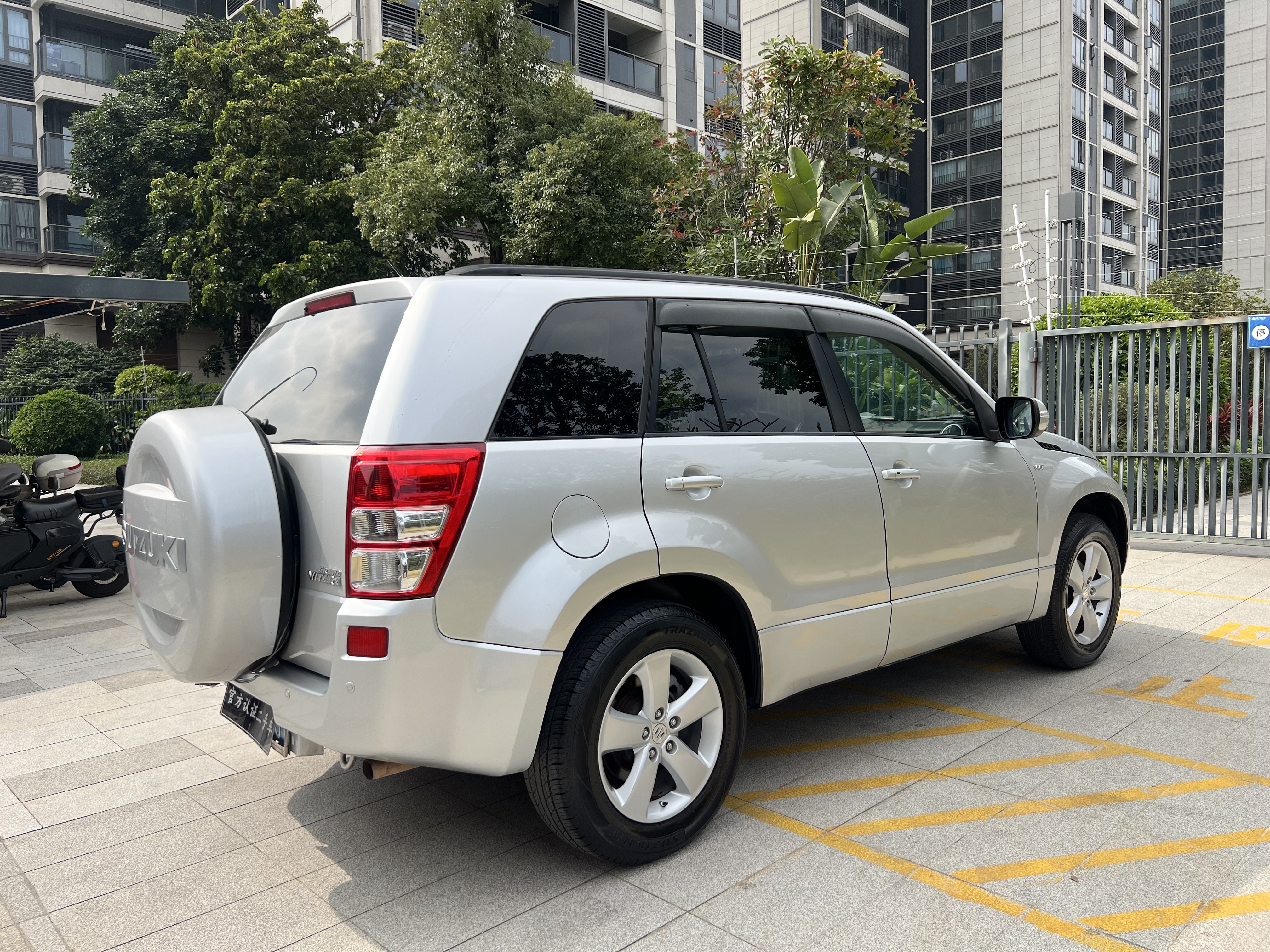 铃木 超级维特拉 2009 汽车图片 #7