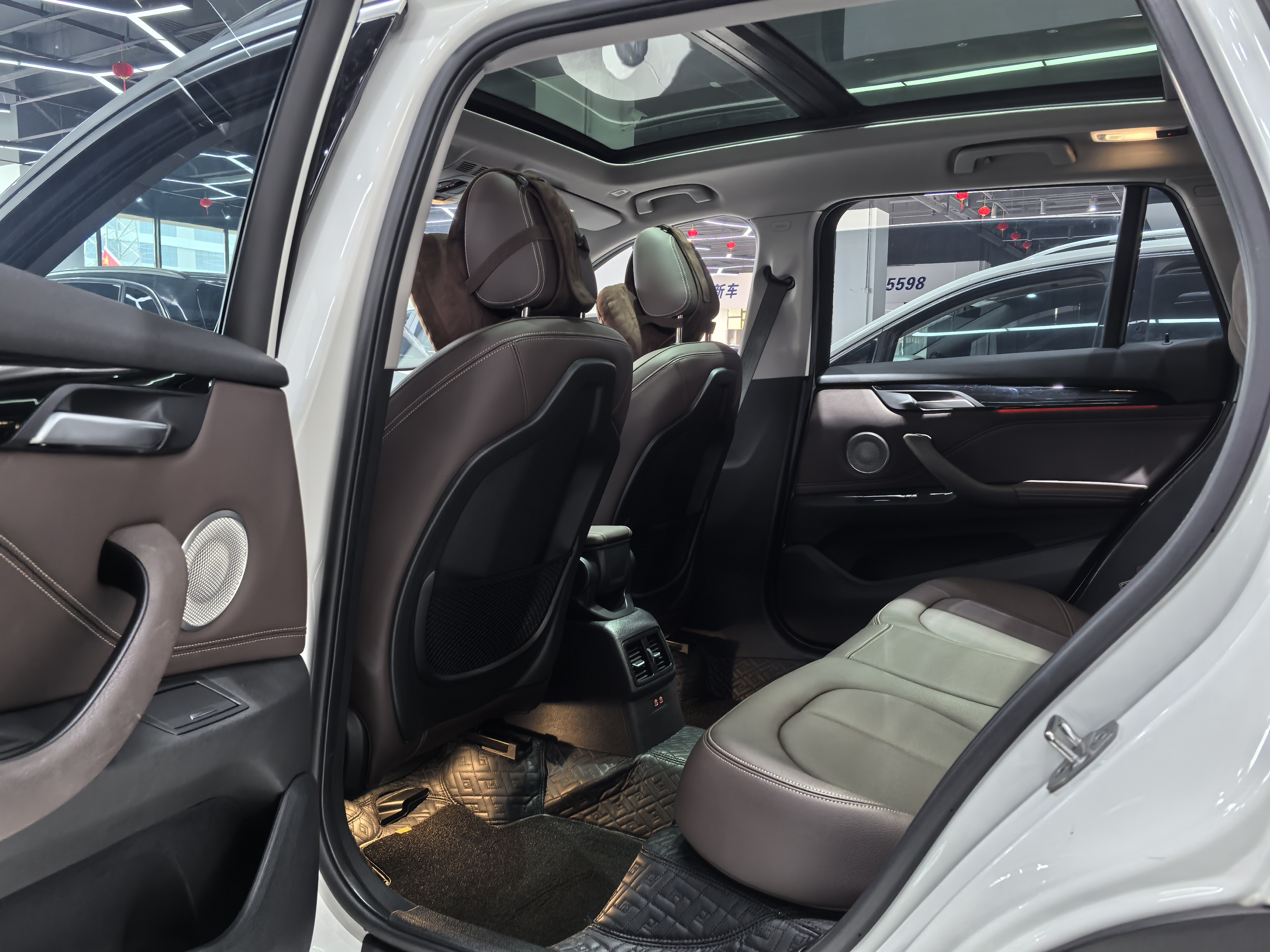 BMW X1 2023 car image #7