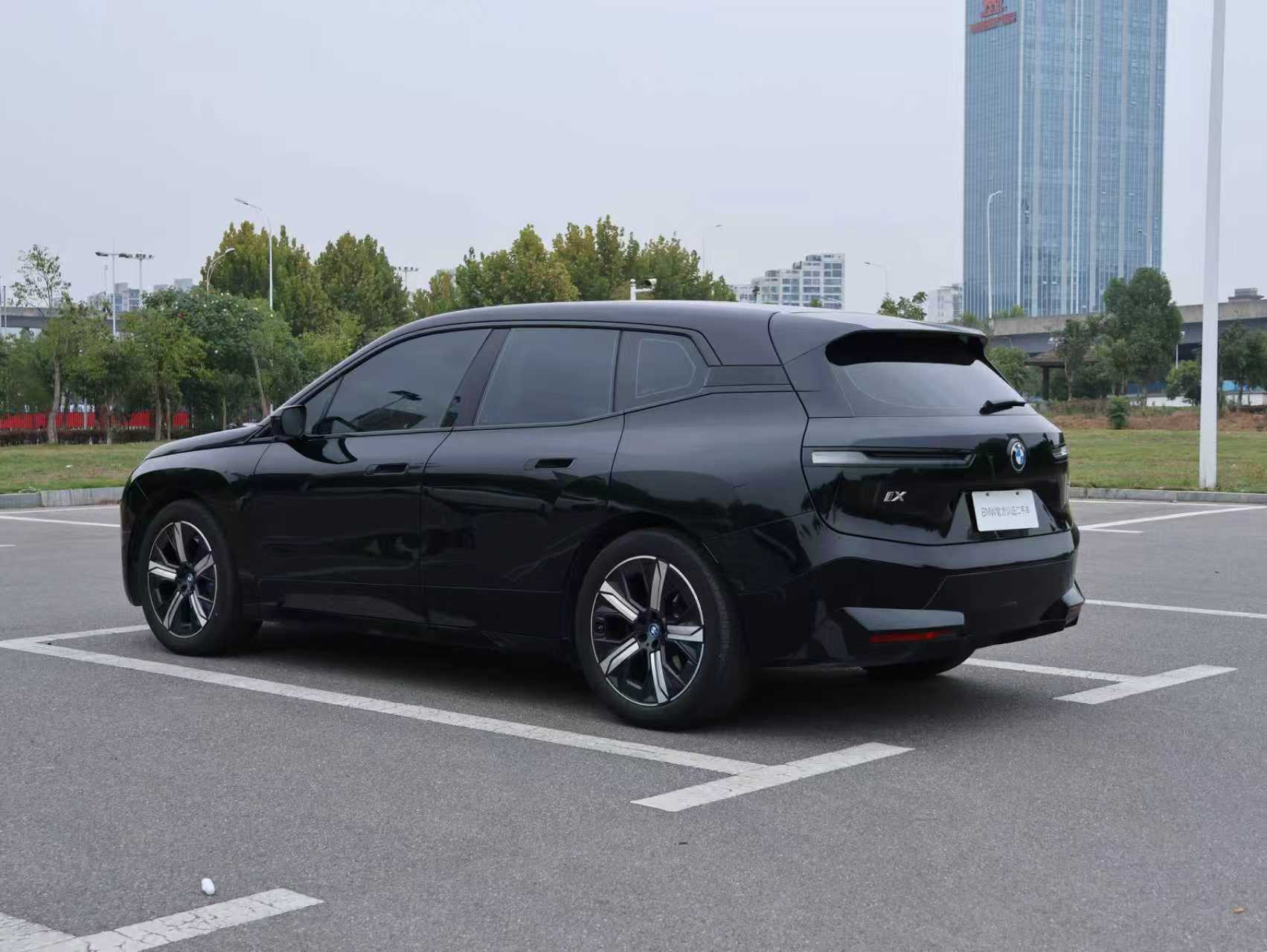 BMW iX 2023 #7 BMW iX 2023 car image #7