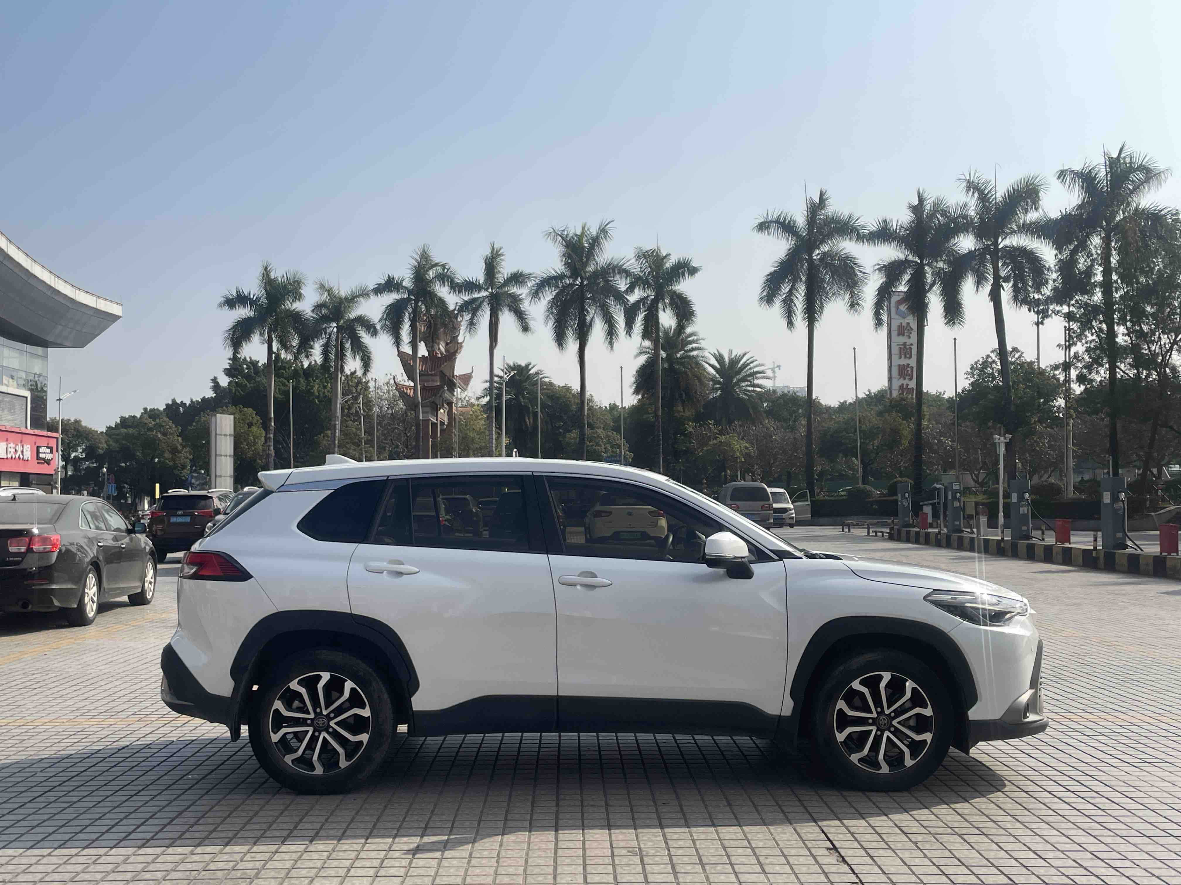 丰田 锋兰达 2022 汽车图片 #7