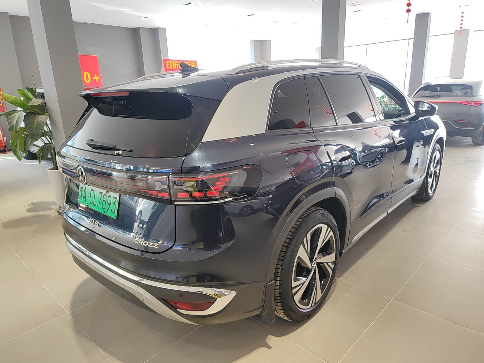 Volkswagen ID.6 Crozz 2022 immagine di auto #7