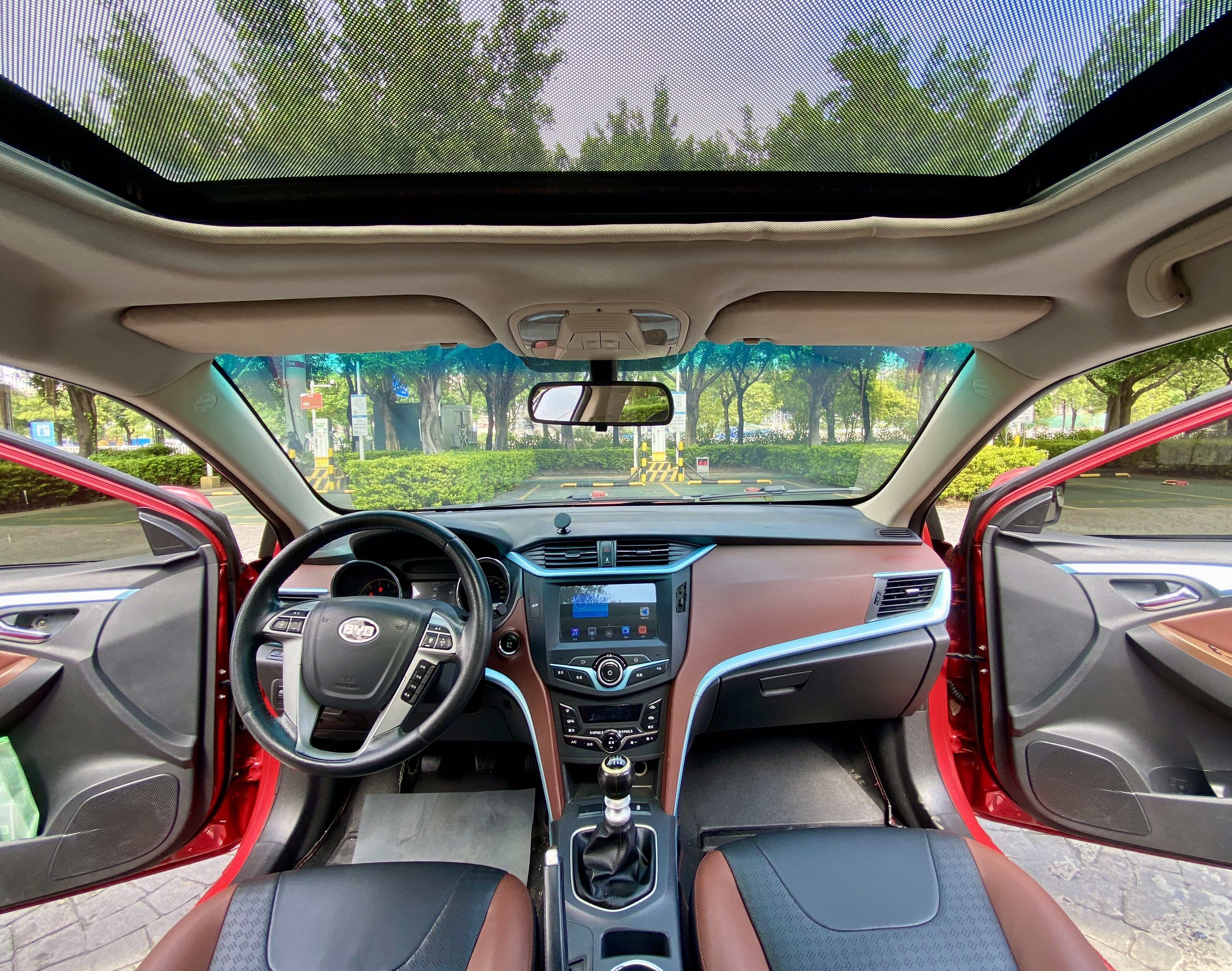 BYD G5 2015 #7 BYD G5 2015 car image #7