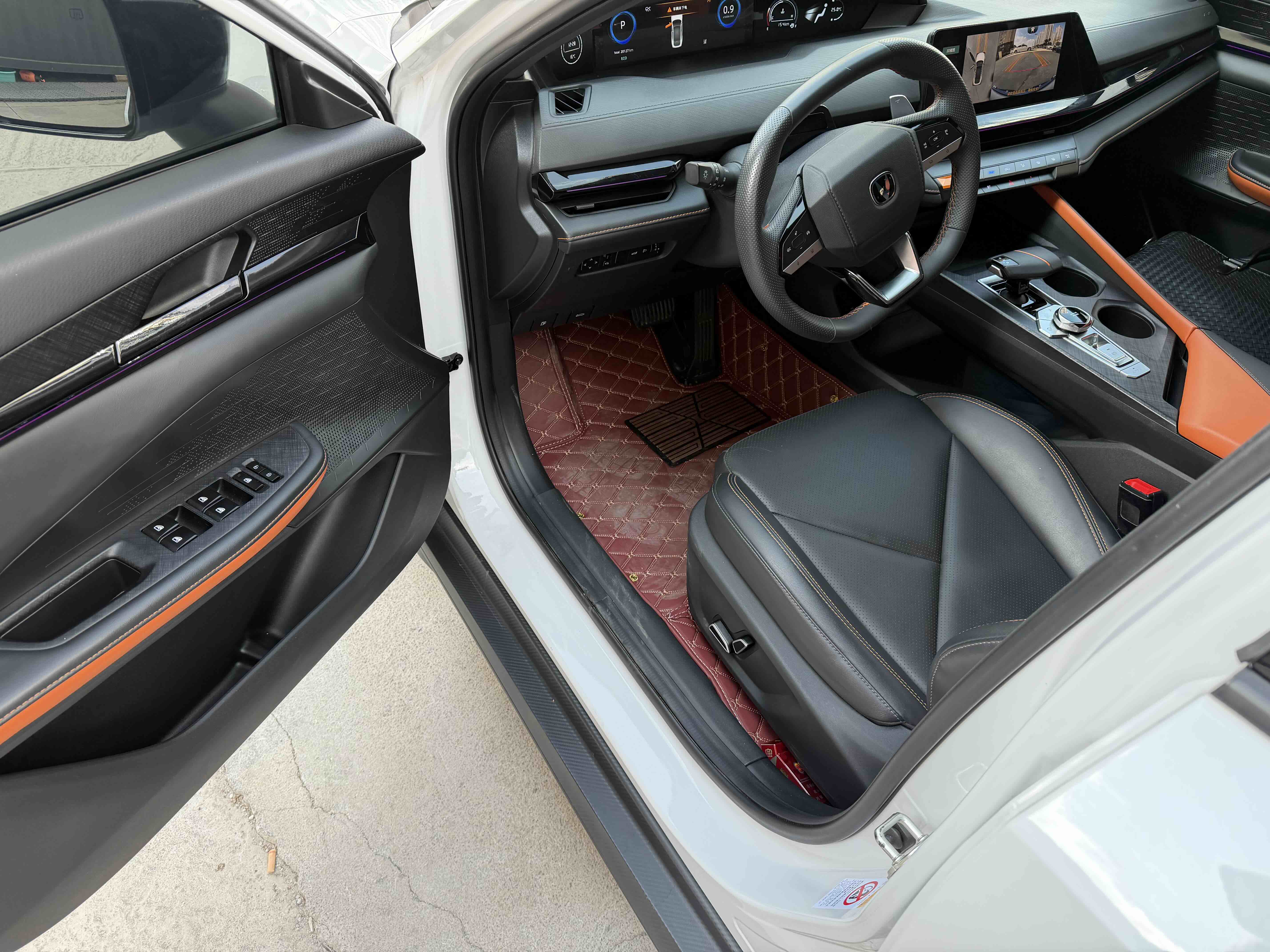Changan UNI-V 2023 car image #7