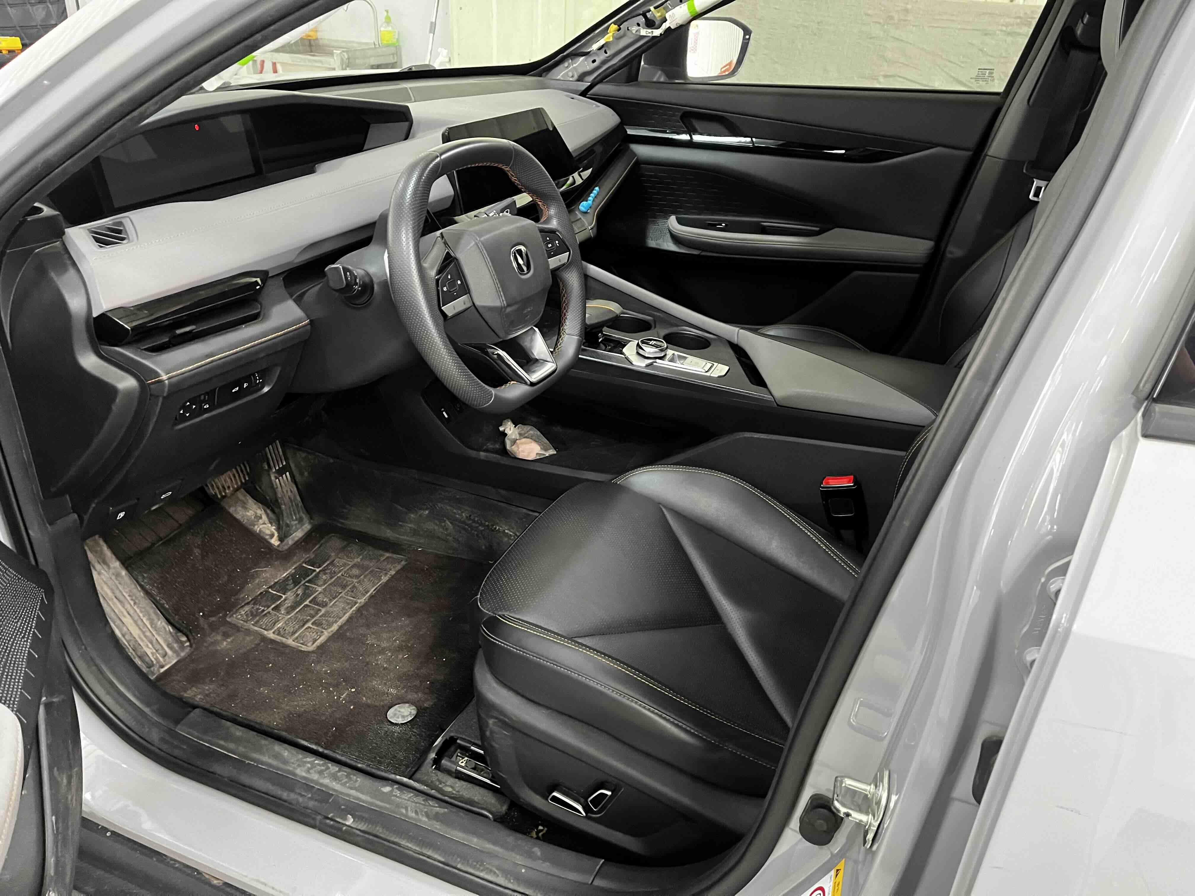 Changan UNI-V 2023 immagine di auto #7