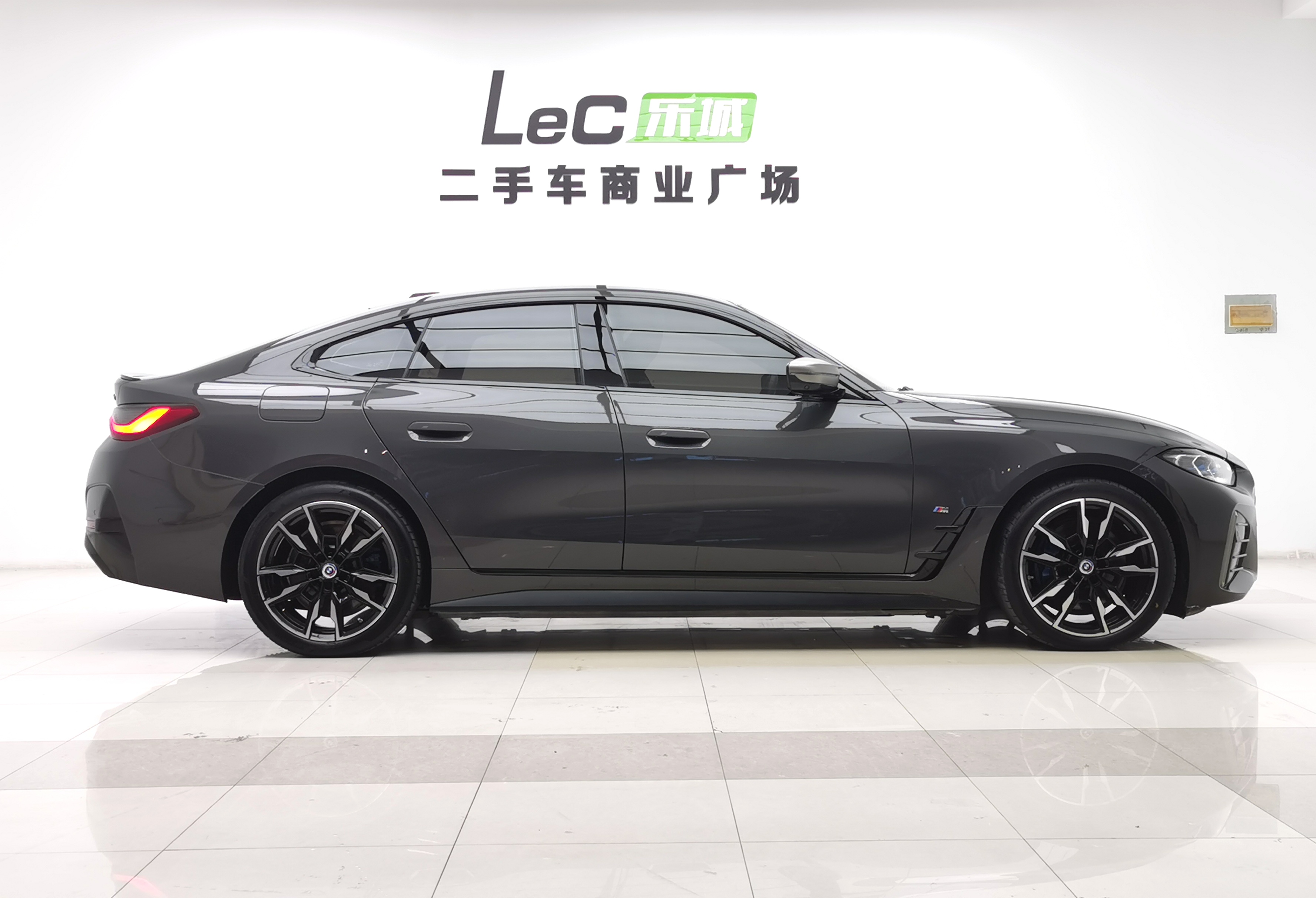 BMW i4 M50 2023 #7 BMW i4 M50 2023 car image #7