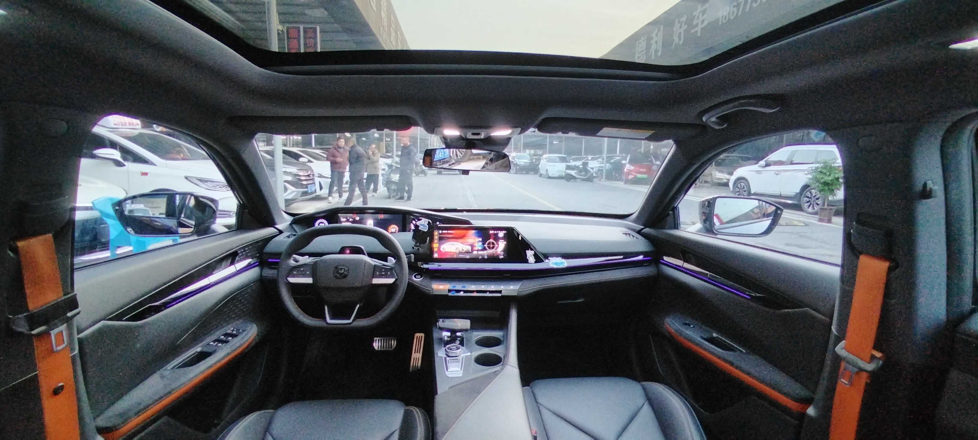 Changan UNI-V 2023 car image #7