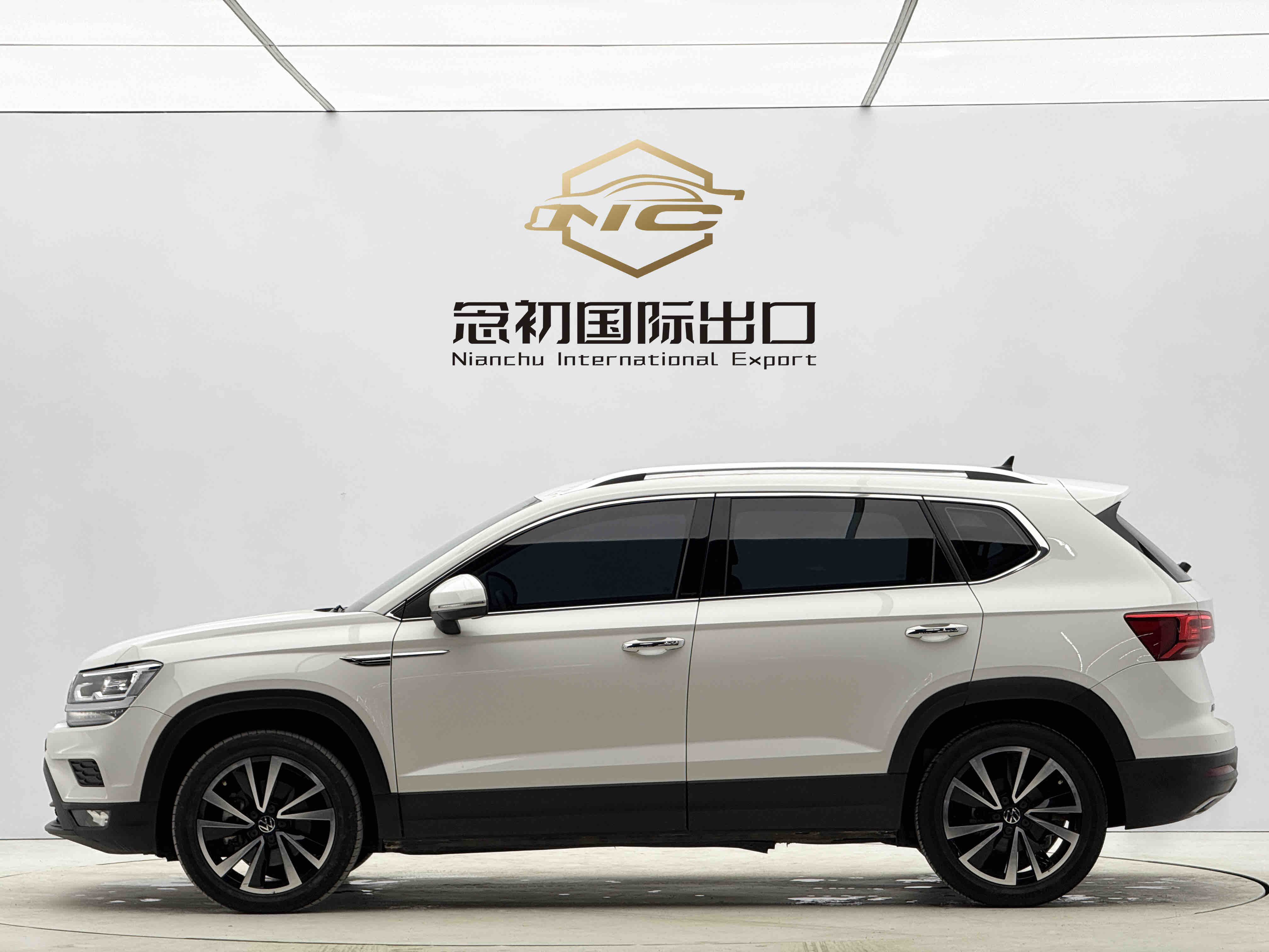 Volkswagen Tharu 2022 immagine di auto #7