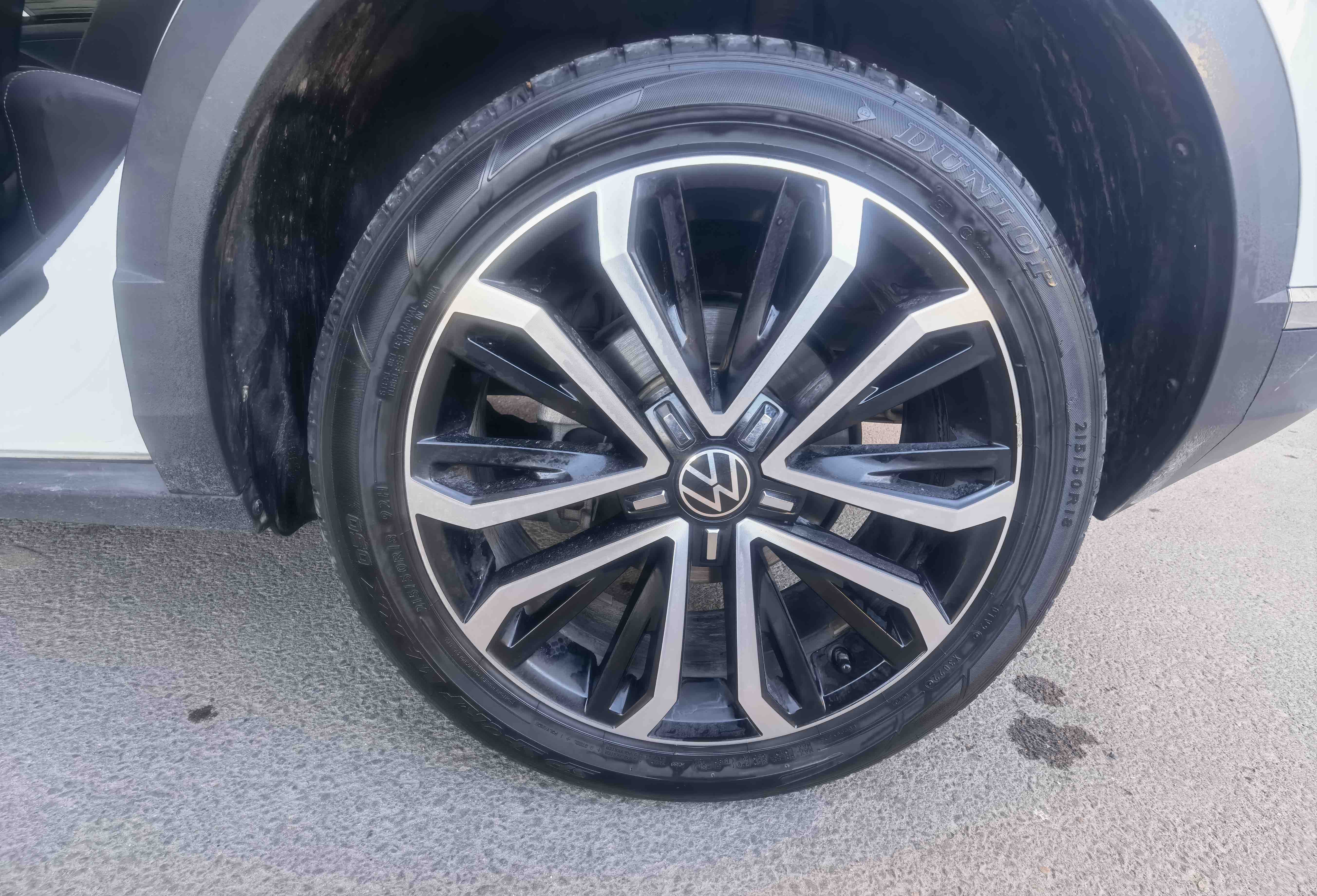 Volkswagen T-Roc 2022 car image #7