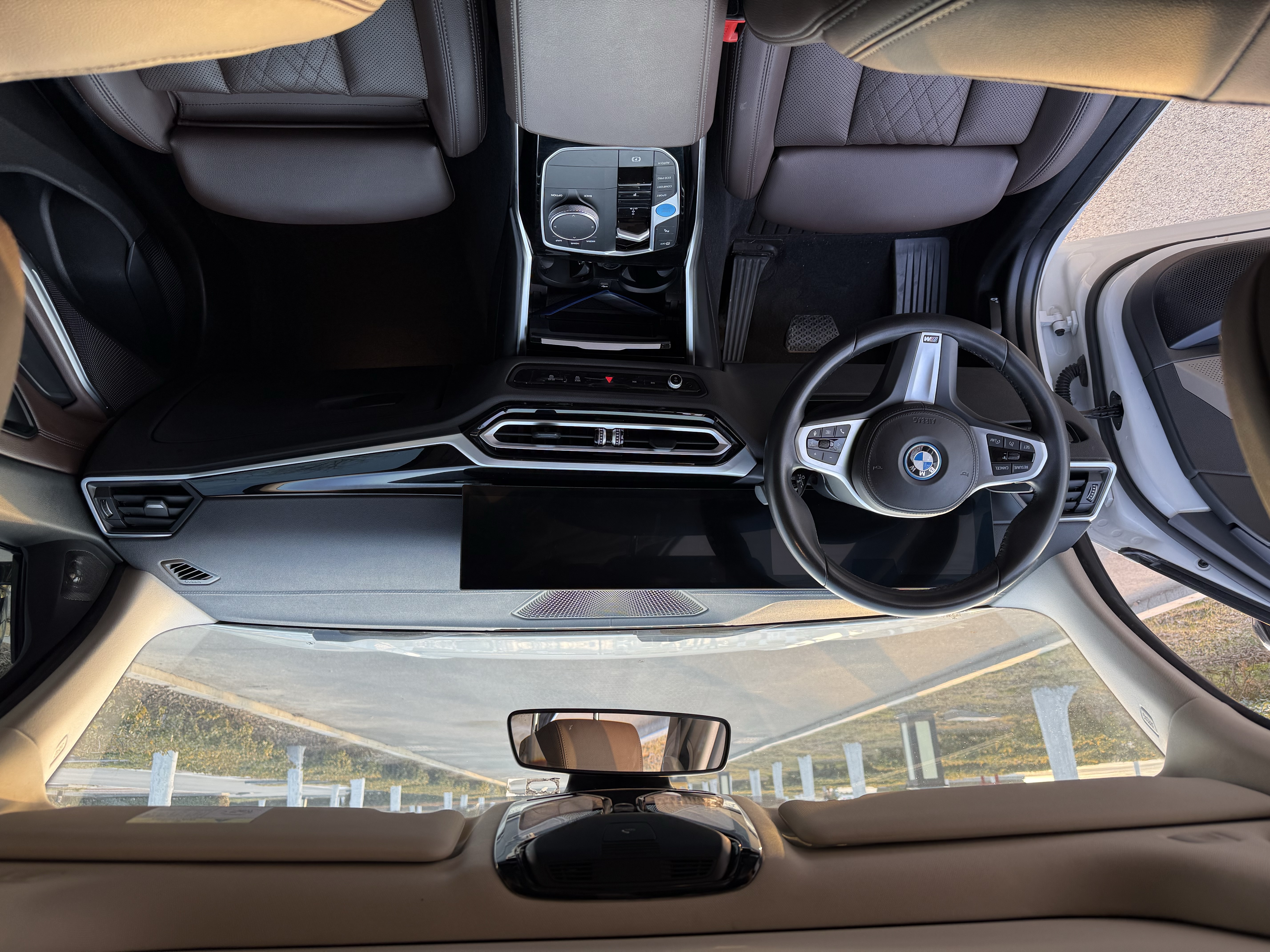 BMW i3 2023 car image #7