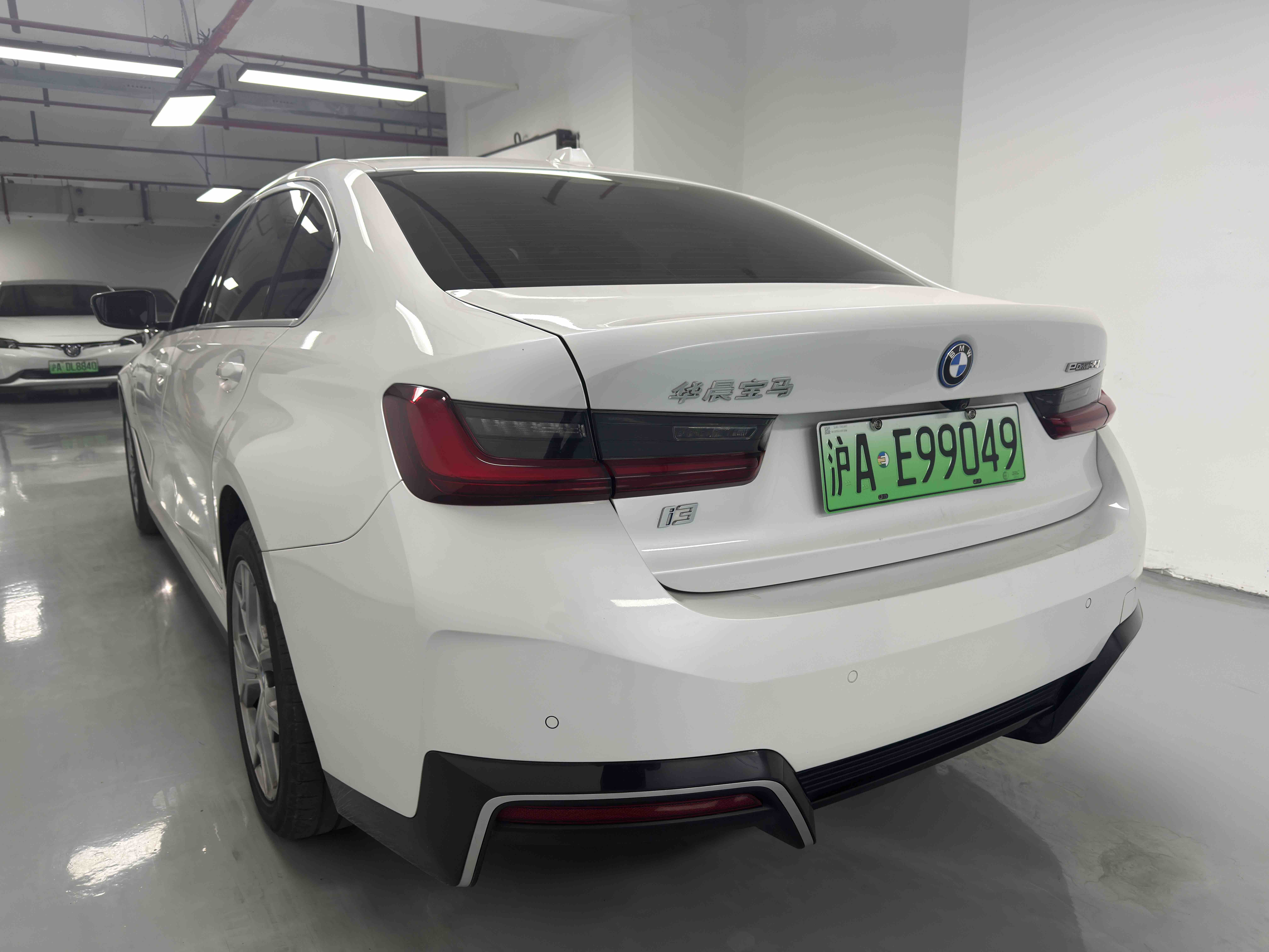 BMW i3 2023 #7 BMW i3 2023 car image #7