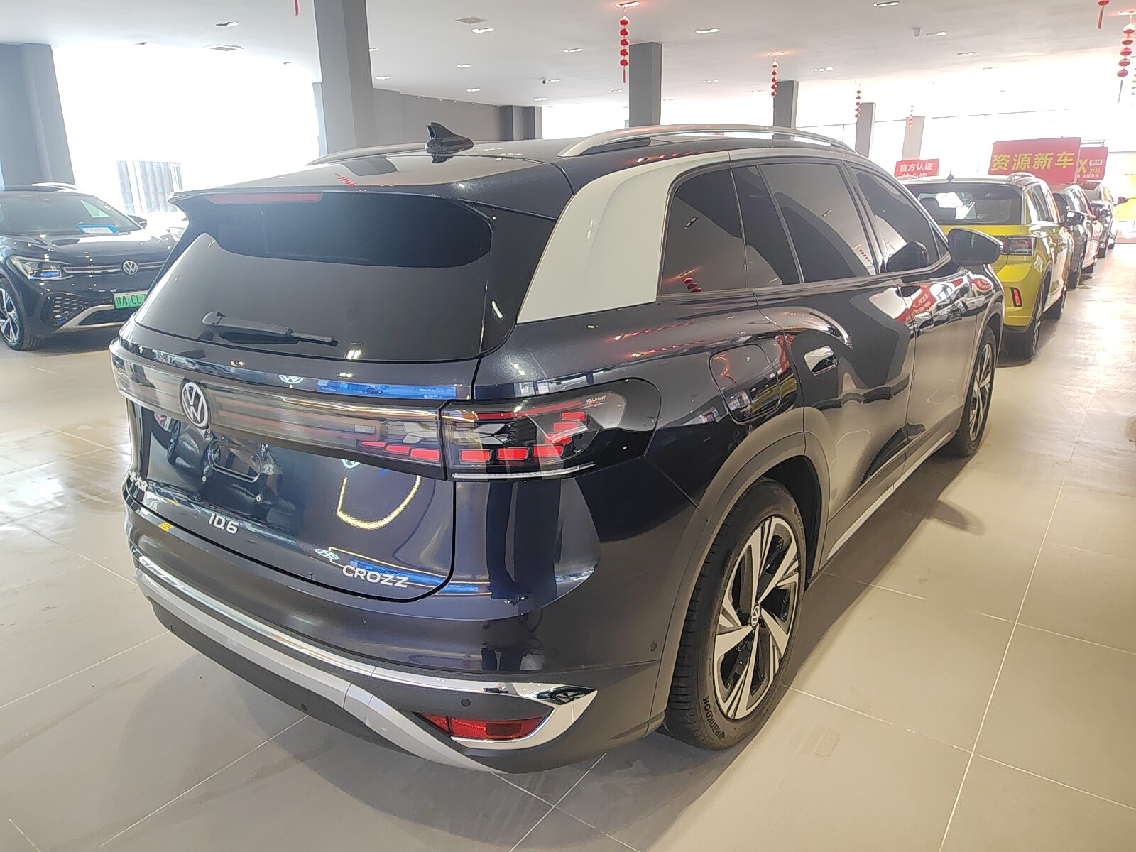 Volkswagen ID.6 Crozz 2023 immagine di auto #7