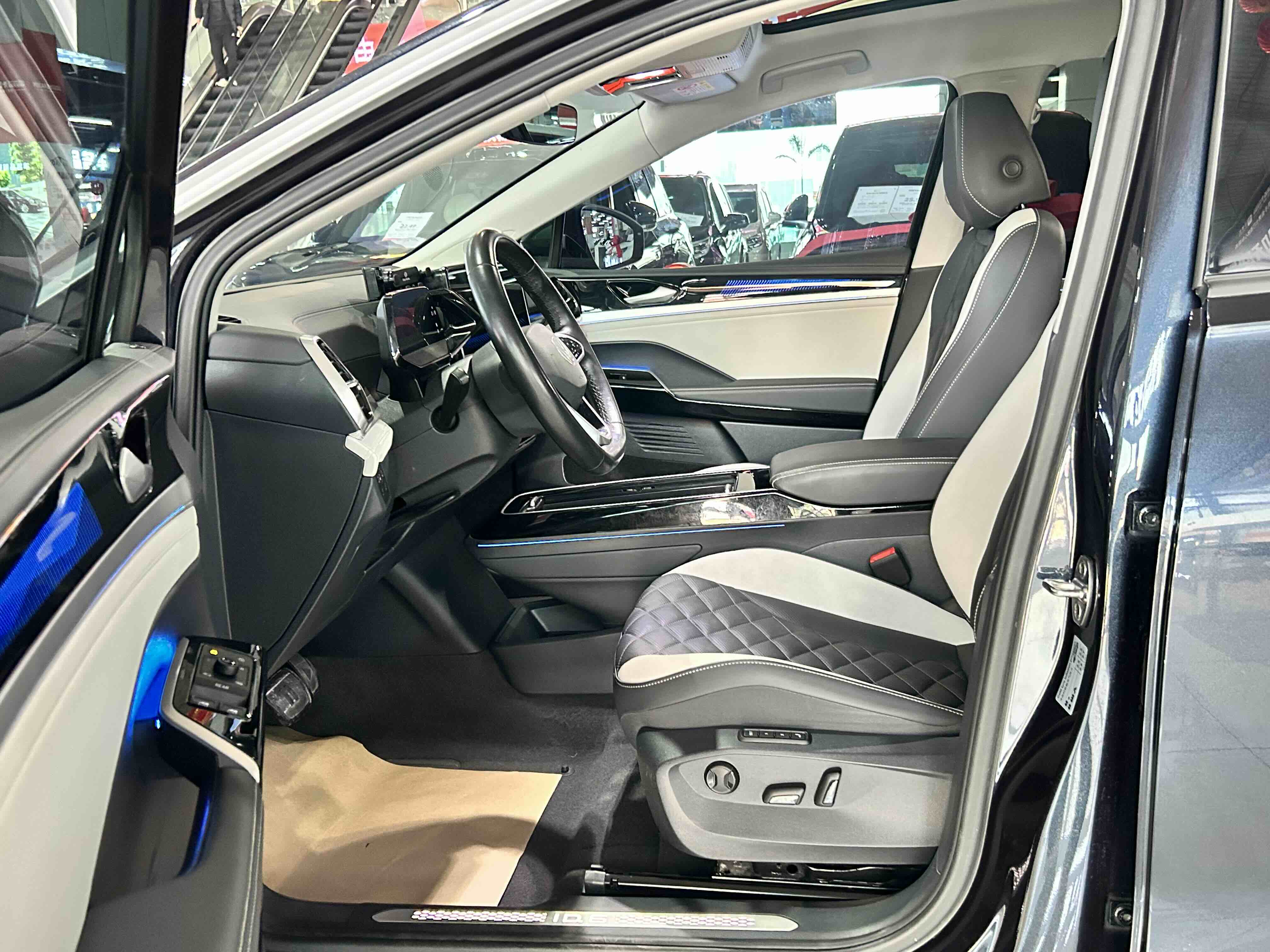 Volkswagen ID.6 Crozz 2023 #7 Volkswagen ID.6 Crozz 2023 immagine di auto #7