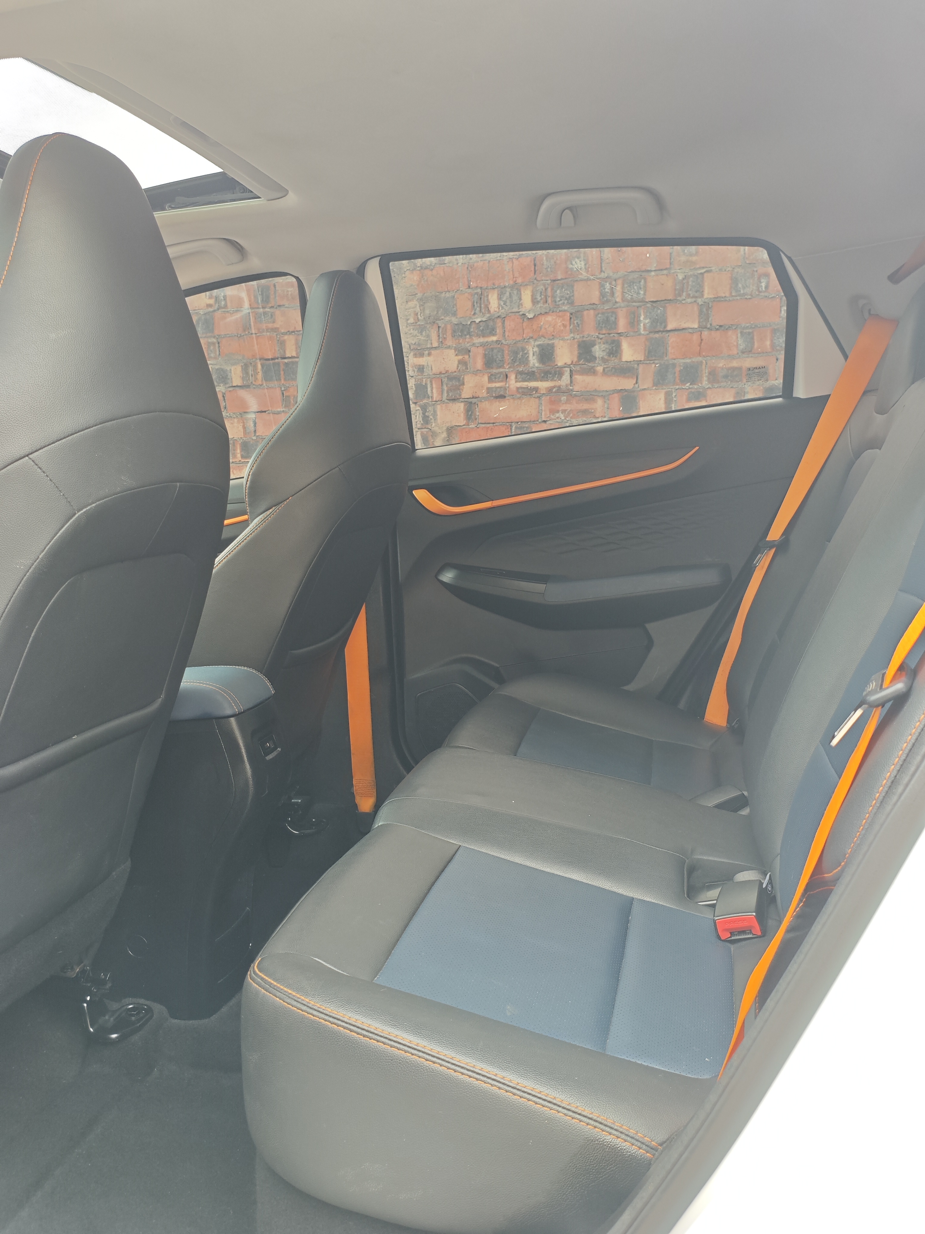 X3 PRO 2022 car image #7