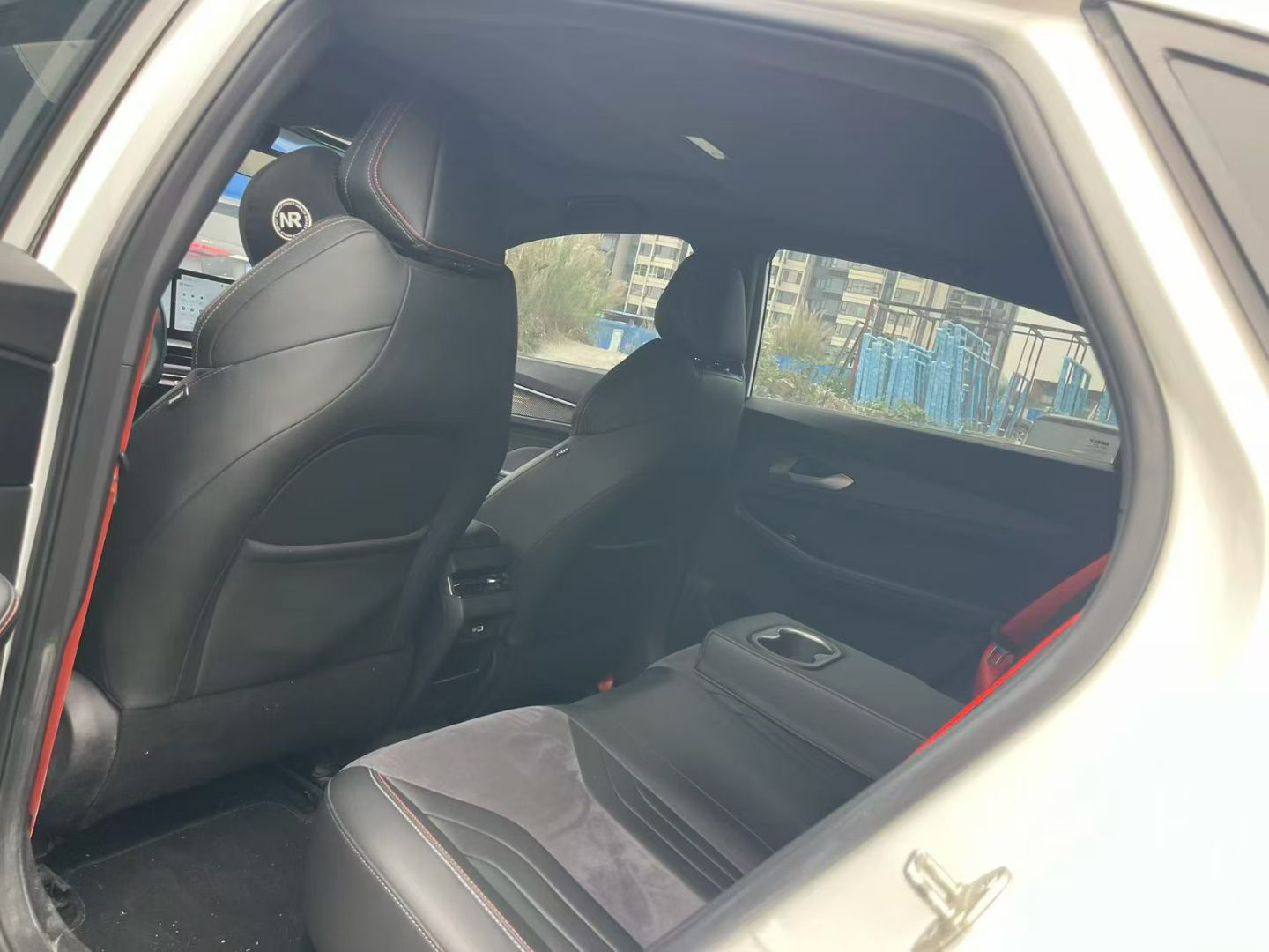 GEELY Binray 2022 car image #7