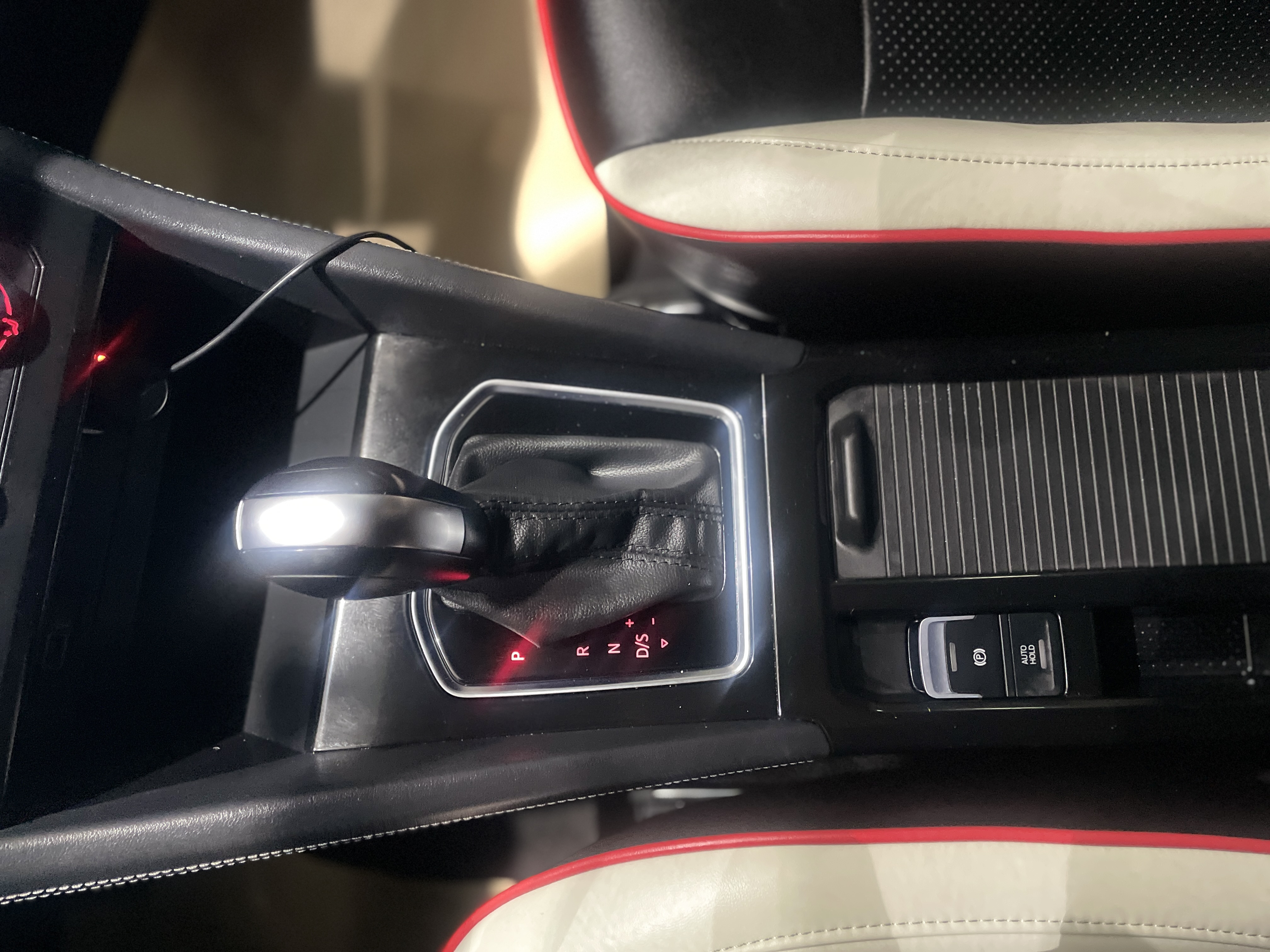 VS5 2022 car image #7