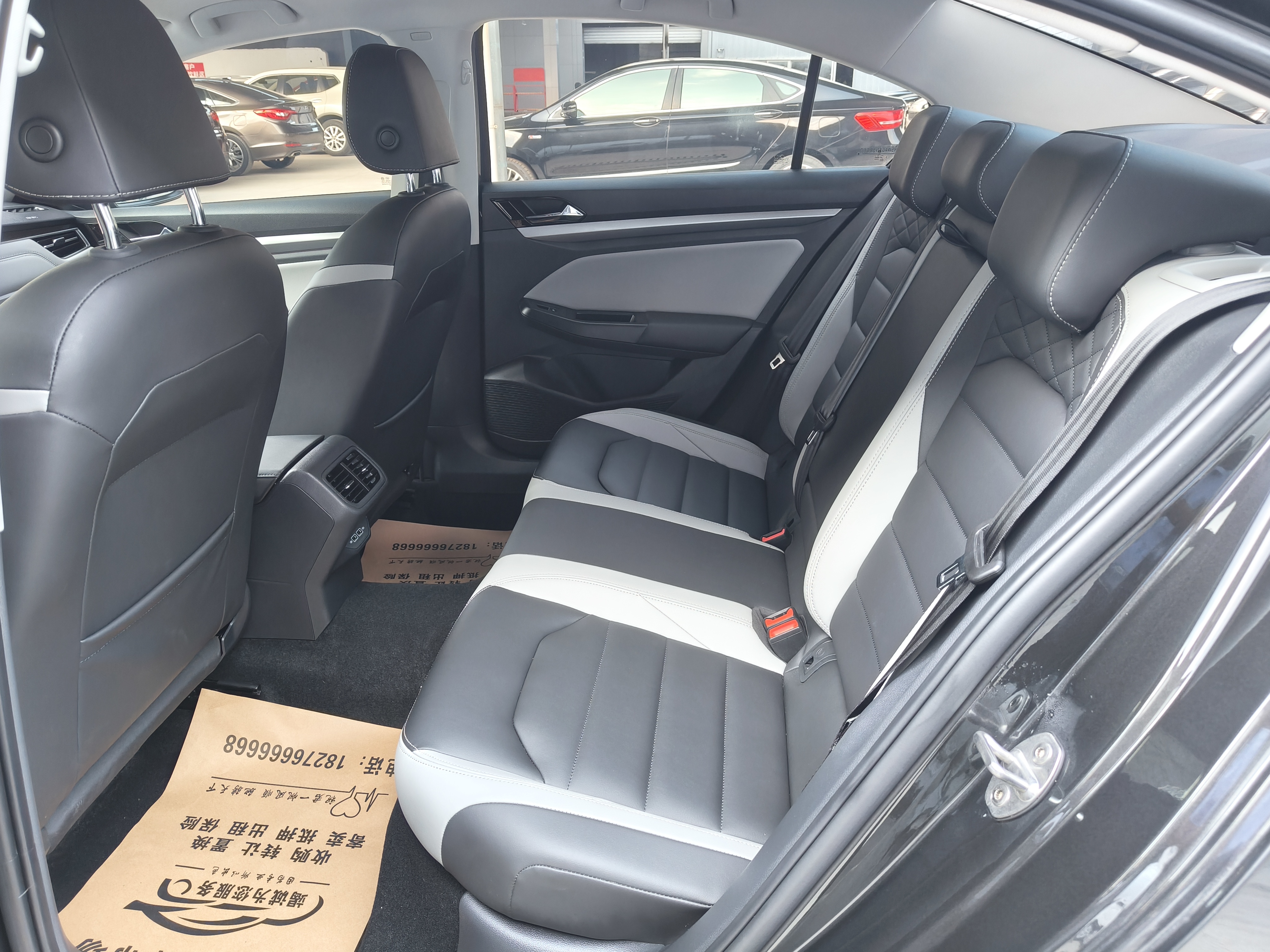 Volkswagen Bora 2023 immagine di auto #7