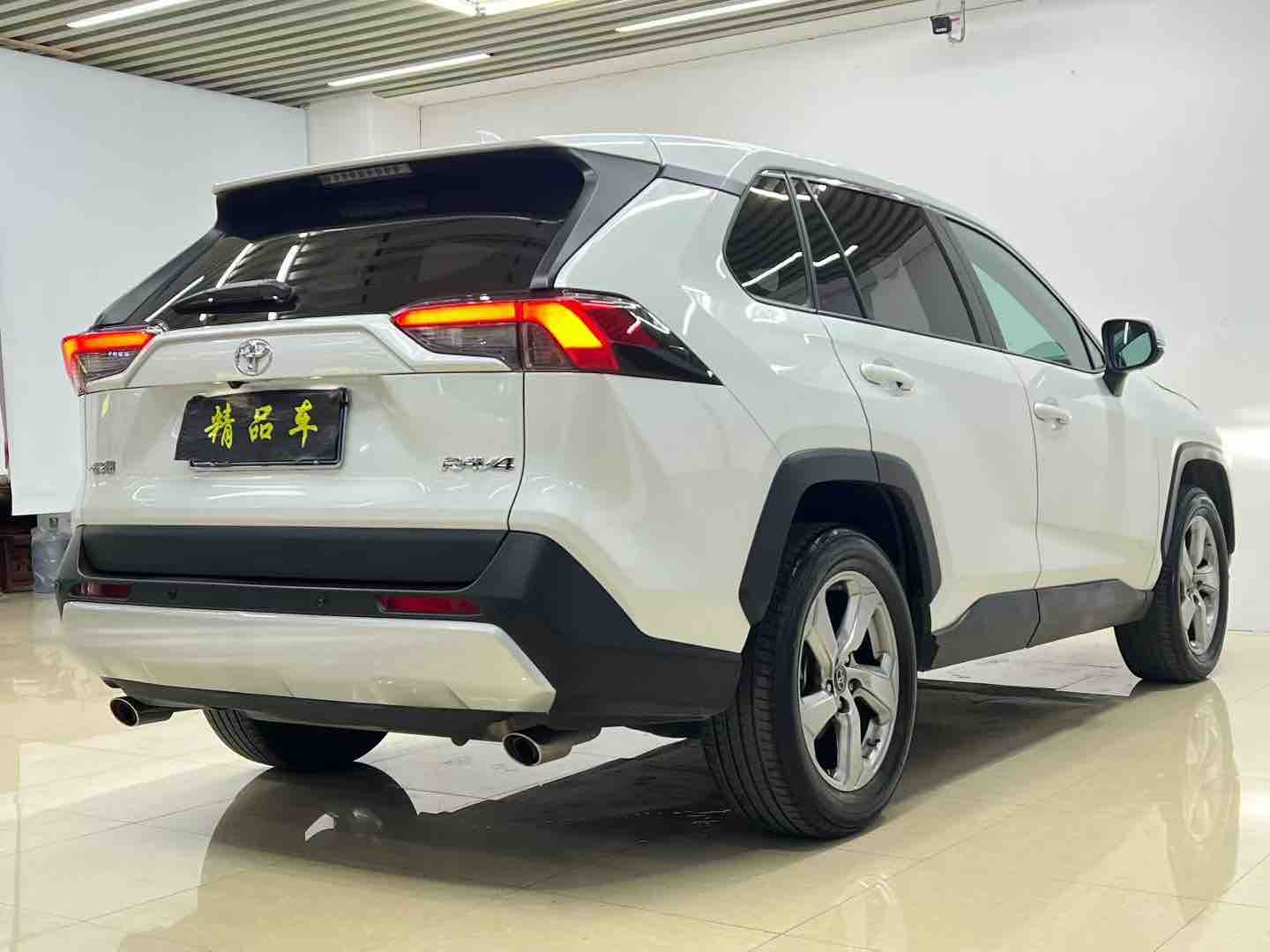 Toyota RAV4 2023 #7 Toyota RAV4 2023 car image #7