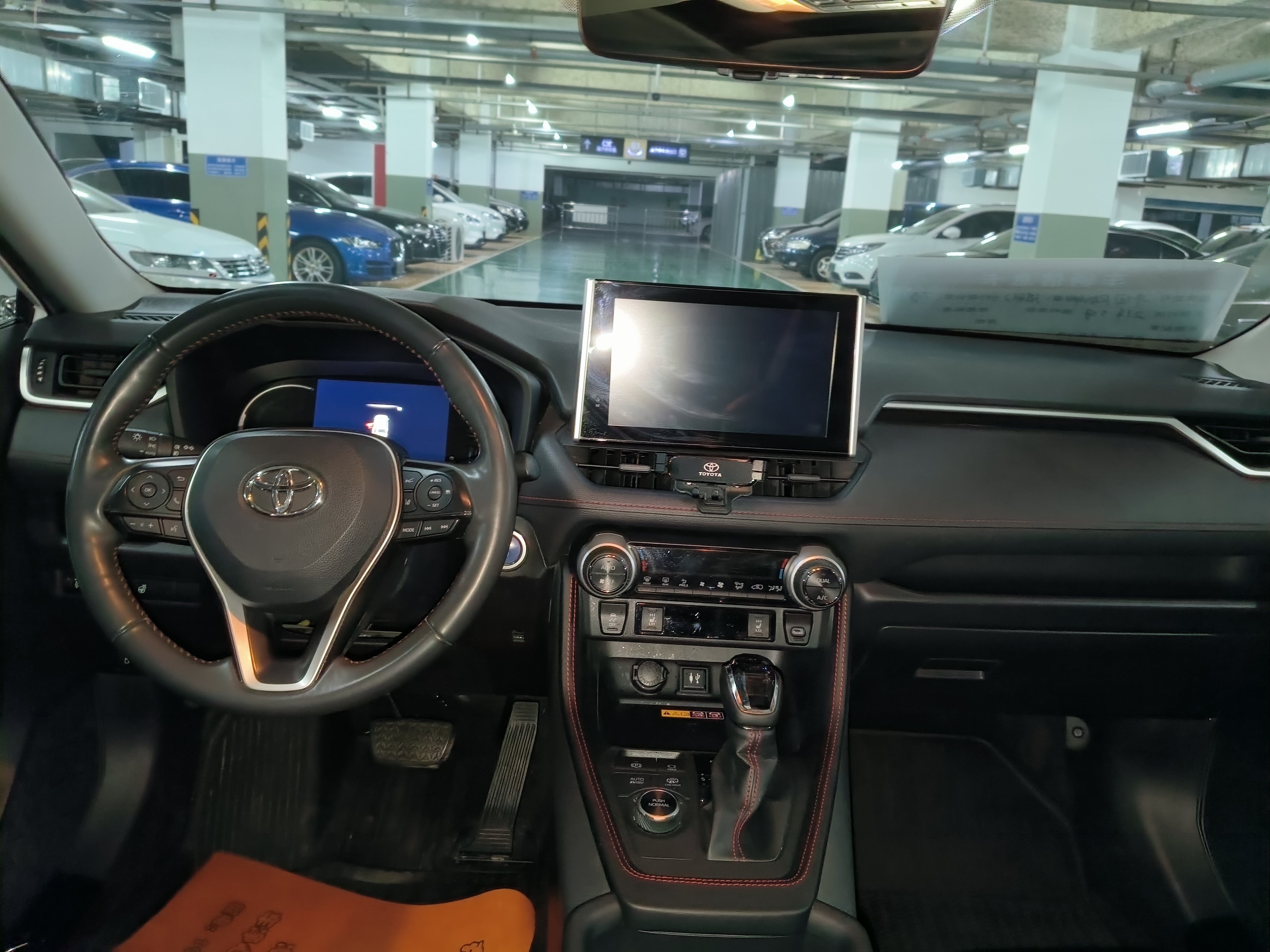 Toyota RAV4 Hybird E+ 2021 immagine di auto #7