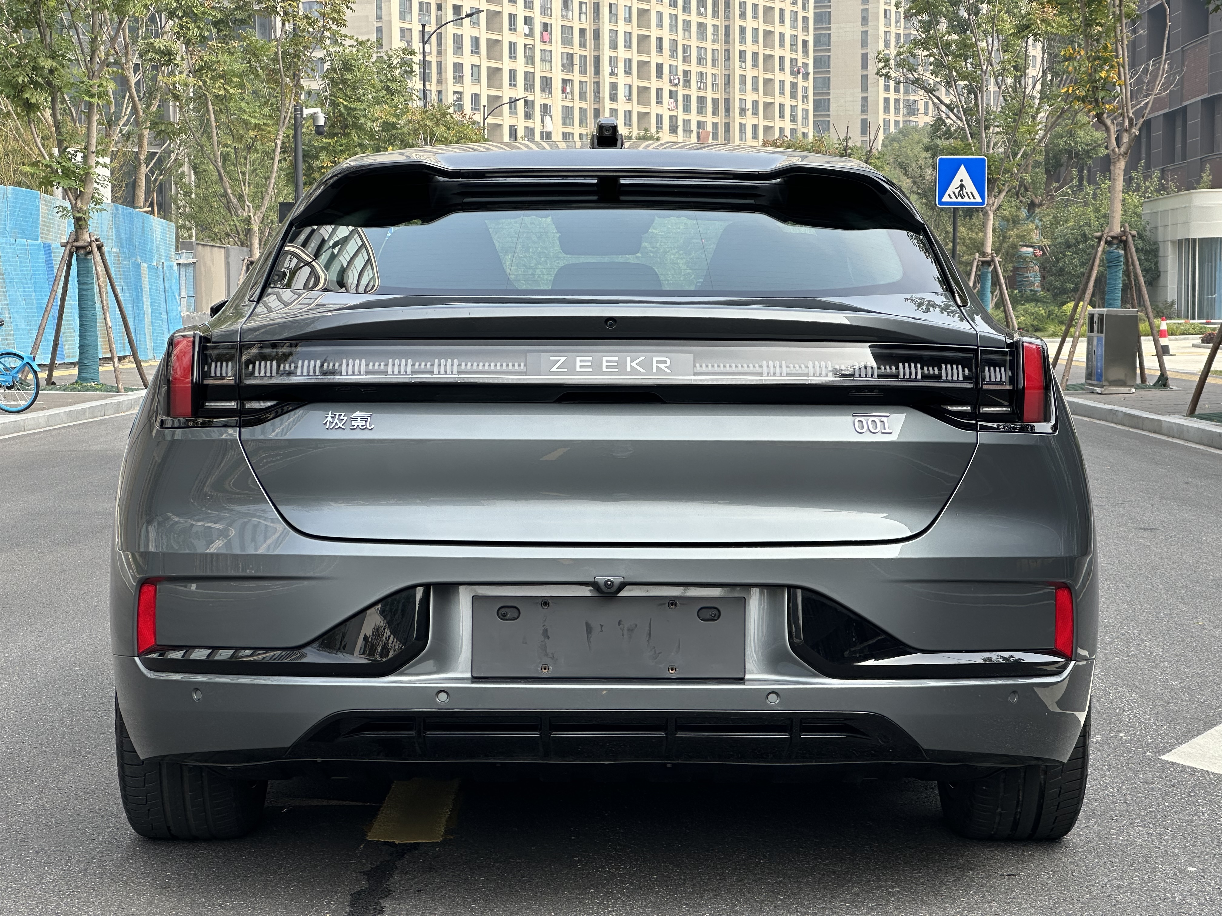 极氪 极氪001 2022 汽车图片 #7