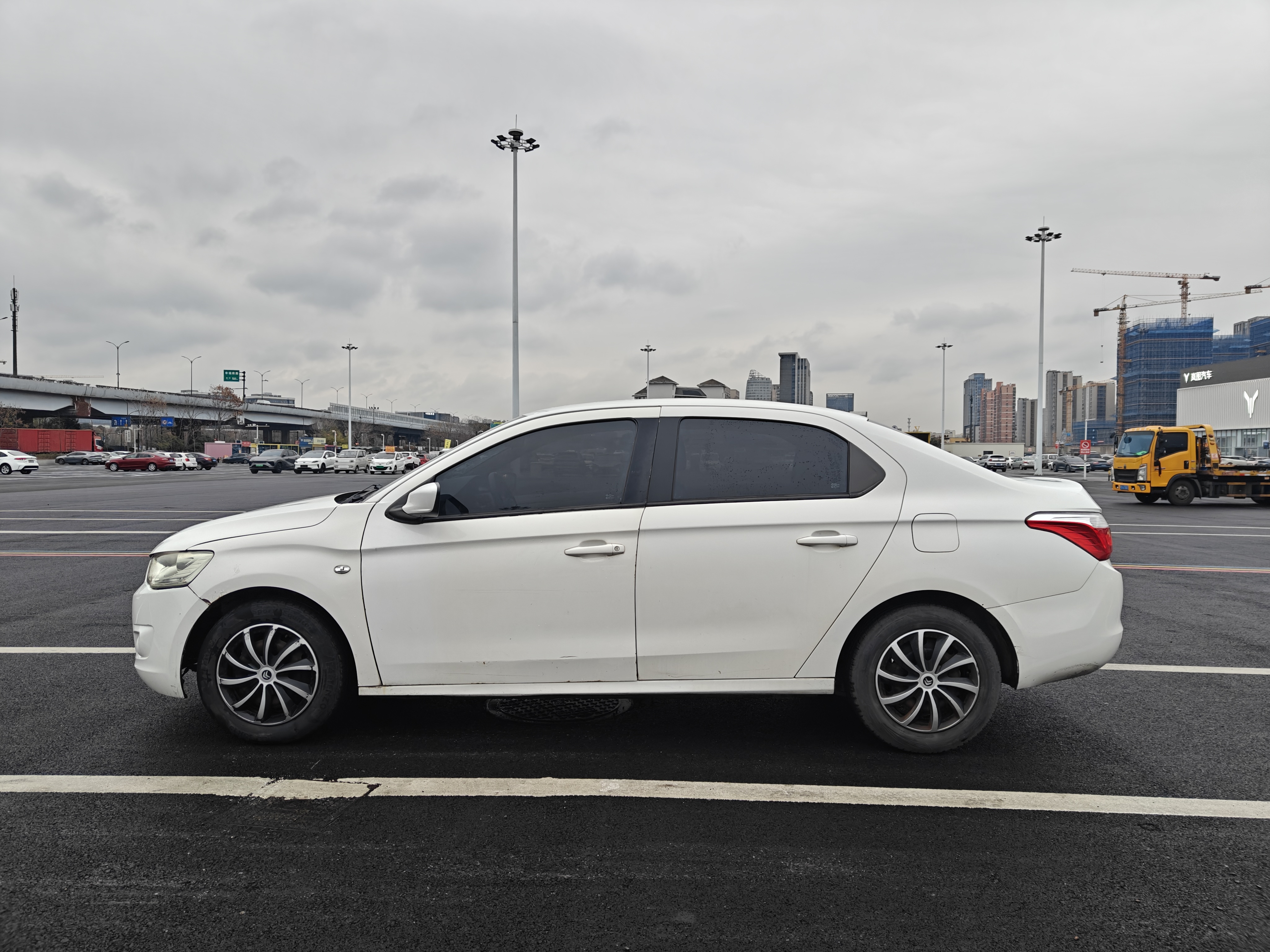 Citroen C-Elysée 2014 car image #7