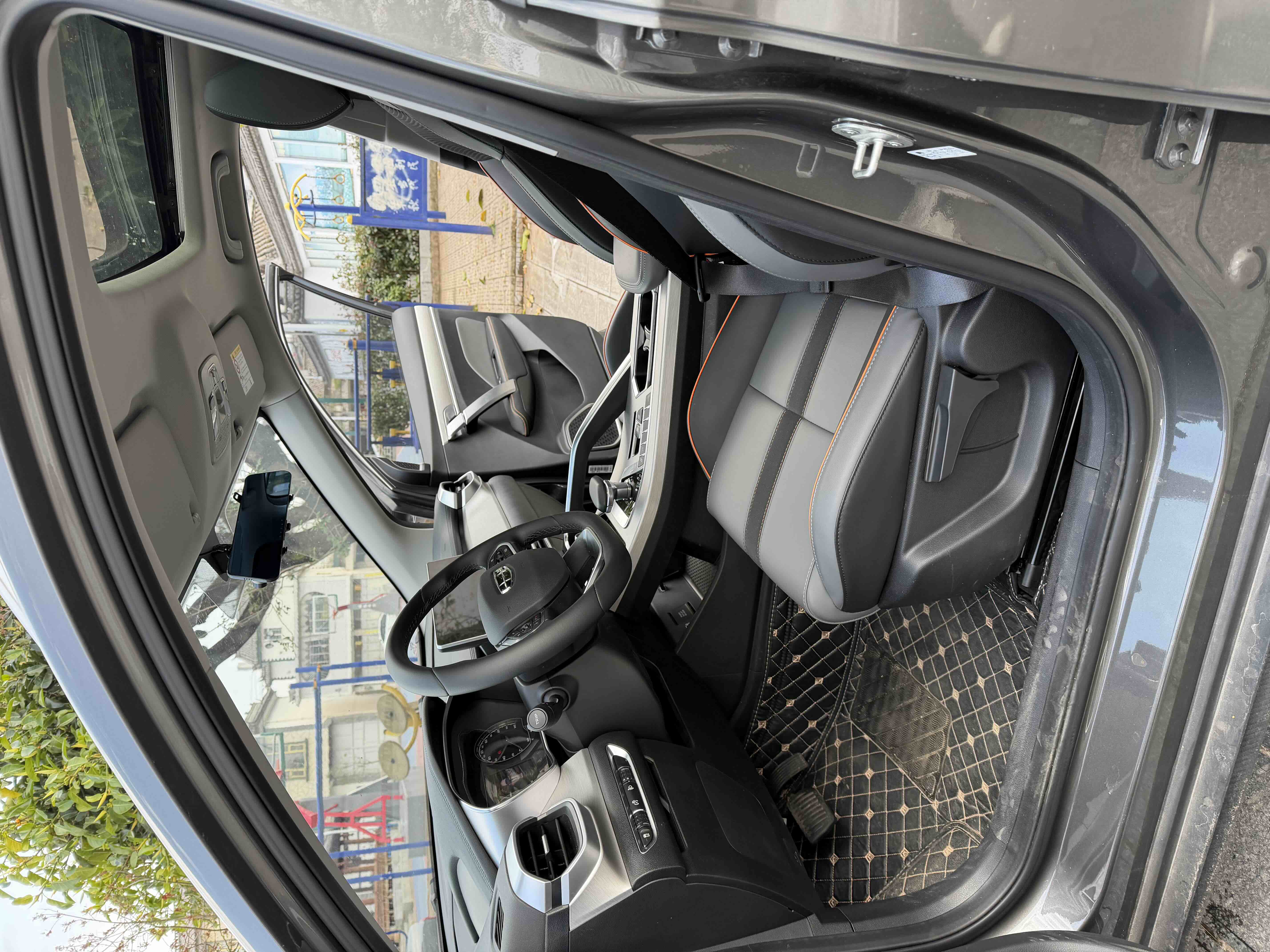 GEELY Coolray 2024 car image #7