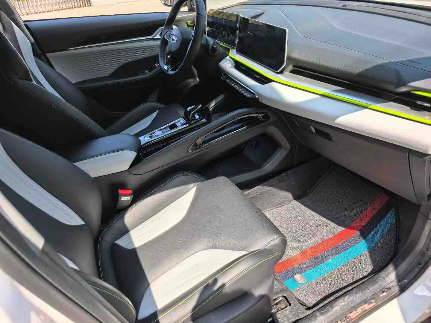 GEELY Coolray 2022 car image #7