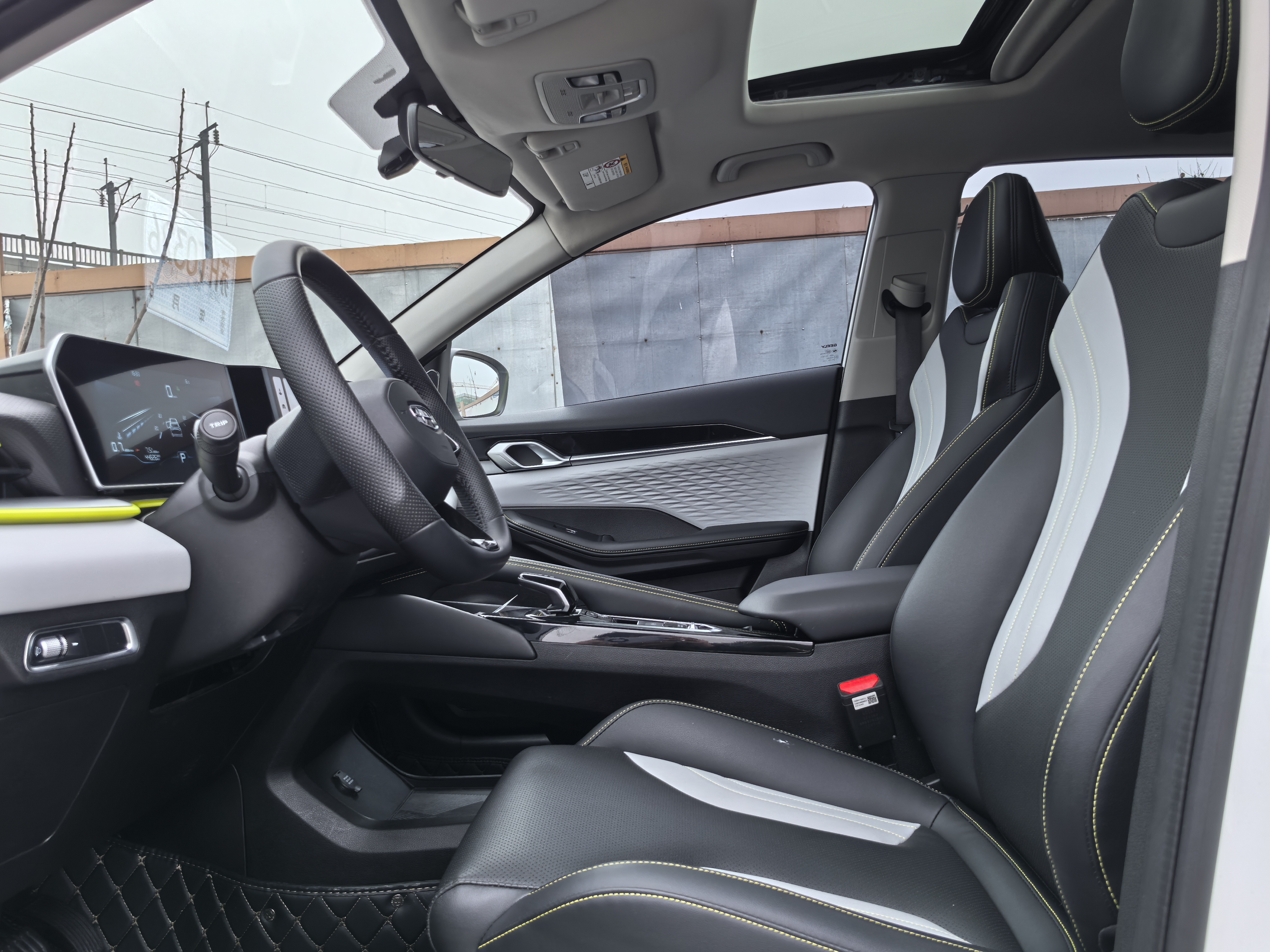 Coolray 2022 immagine di auto #7